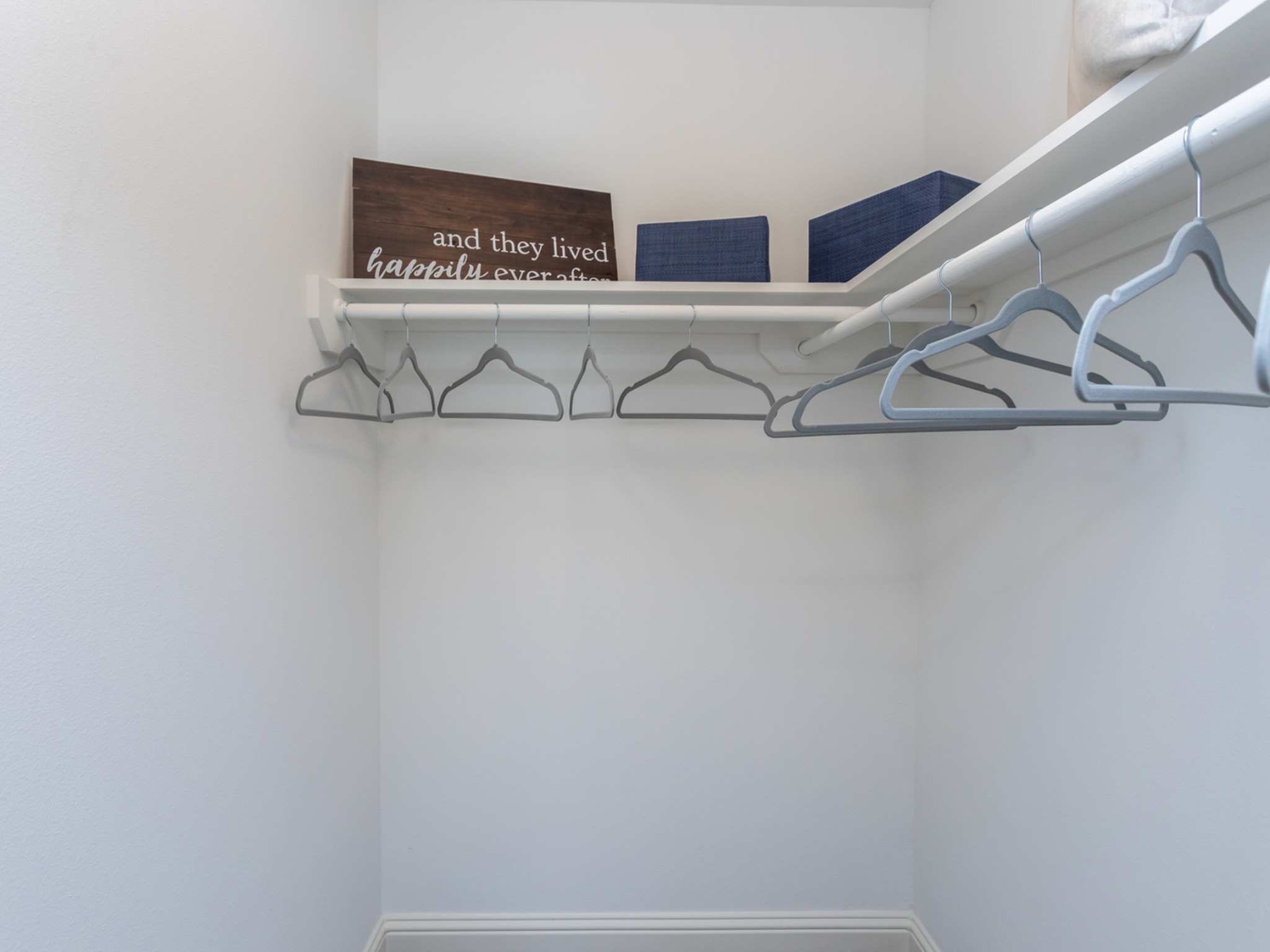 View Photos & Take A Virtual Tour Stratford House Apartments