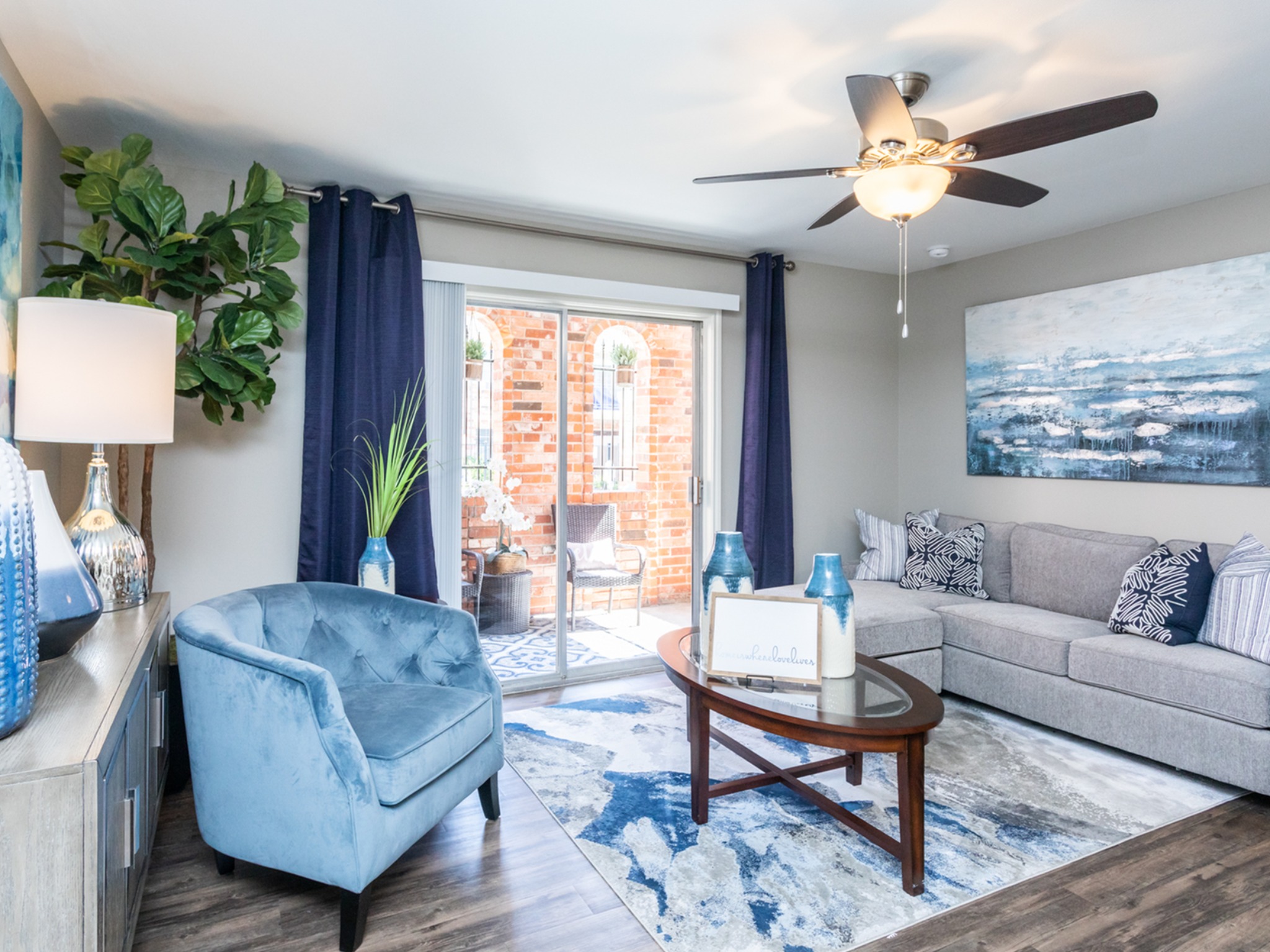 View Photos & Take A Virtual Tour Stratford House Apartments