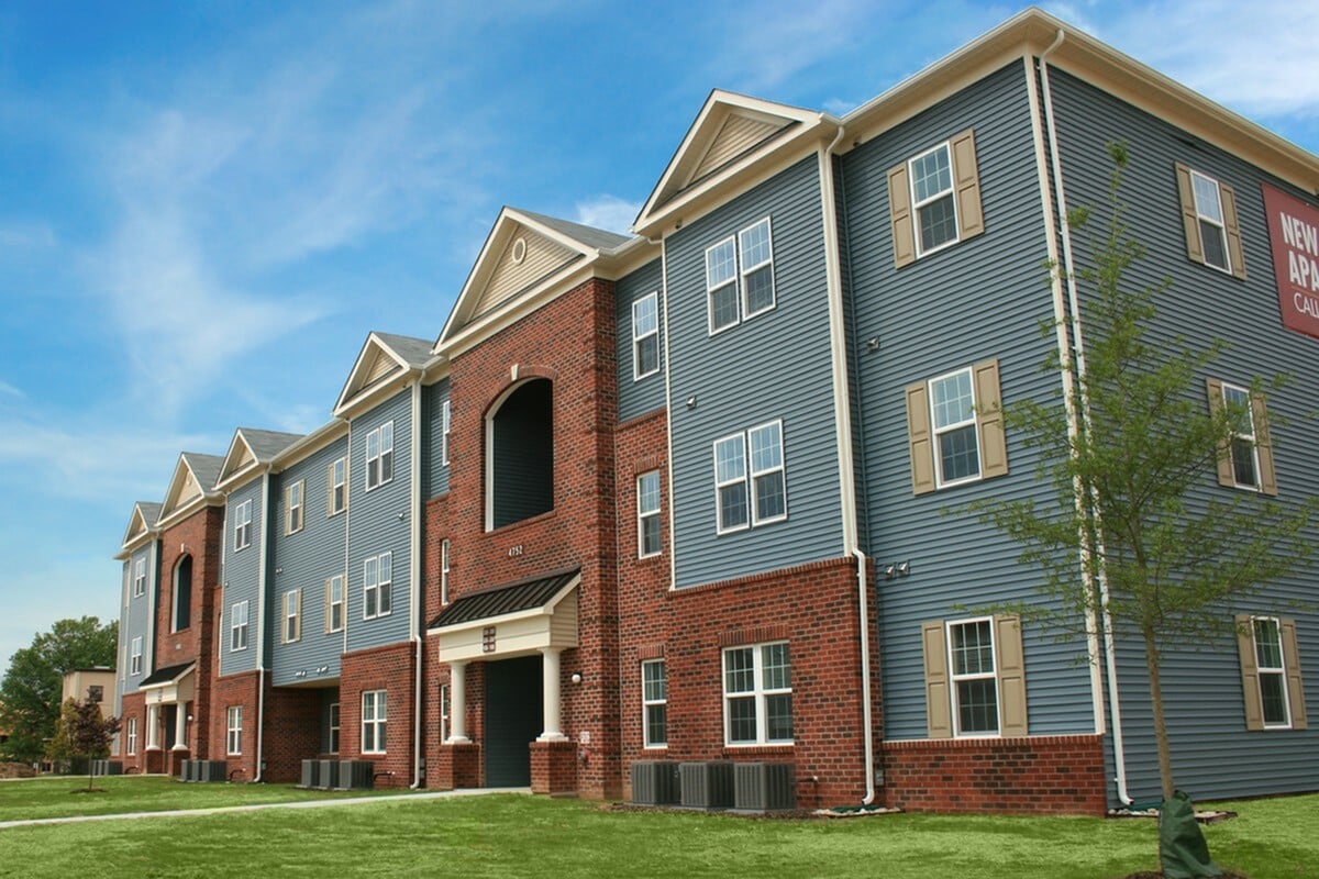 Reece Crossings Apartments at Fort Meade