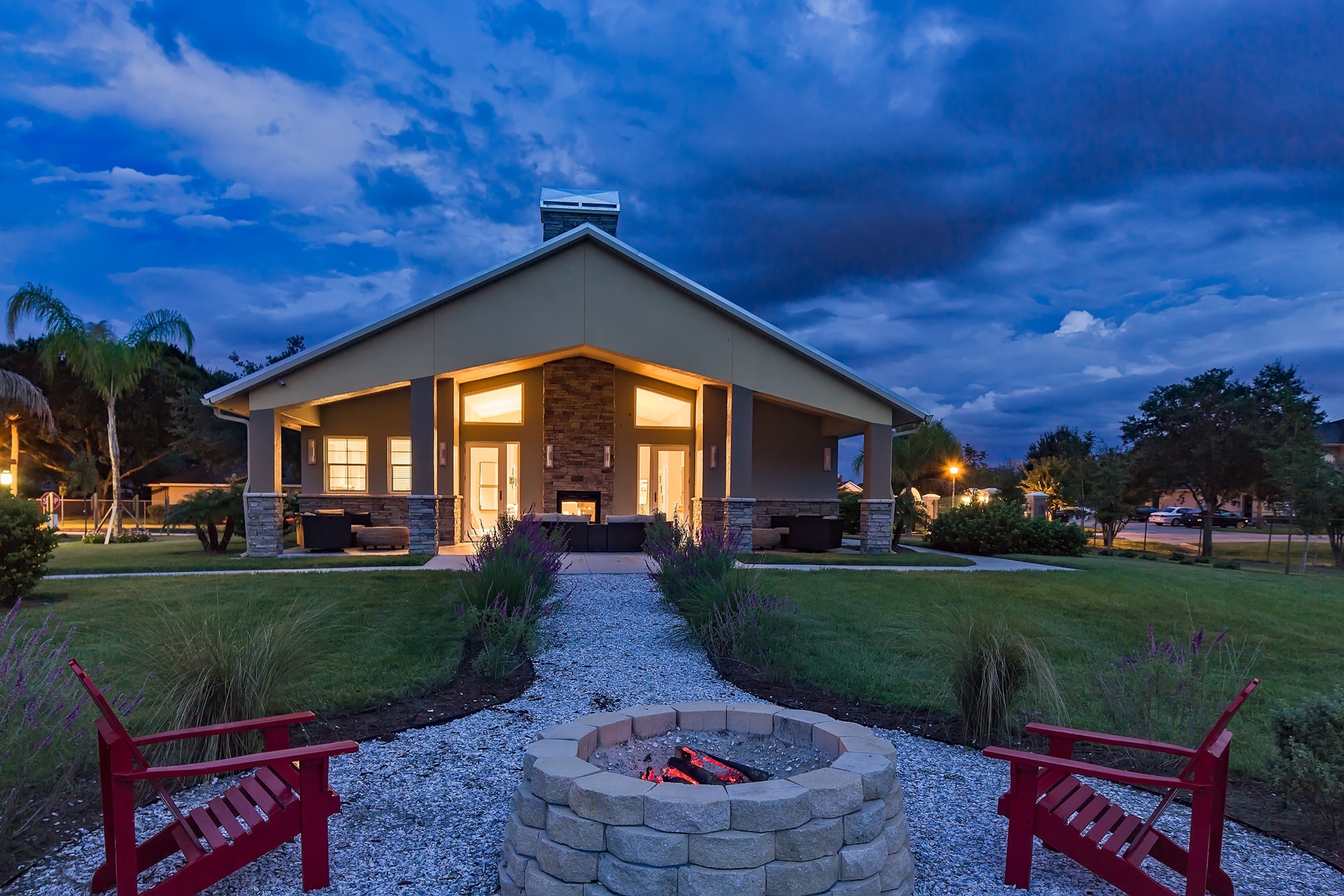 The Lodge at Woodlake Apartments In Lakeland, FL