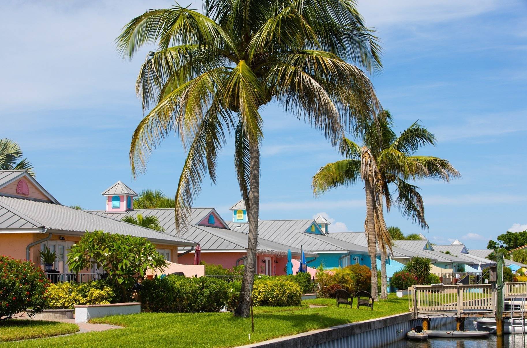 View Photos Pilars Harbour