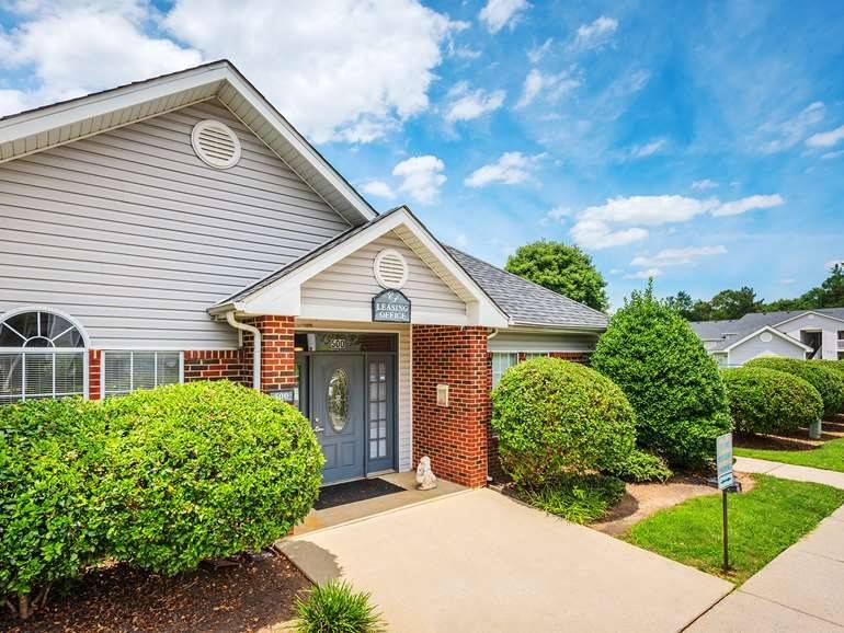 Chapman Pointe Apartments Apartments In Dallas, NC