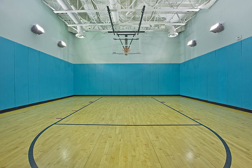 Resident Fitness Center | The Streeter Luxury Apartments