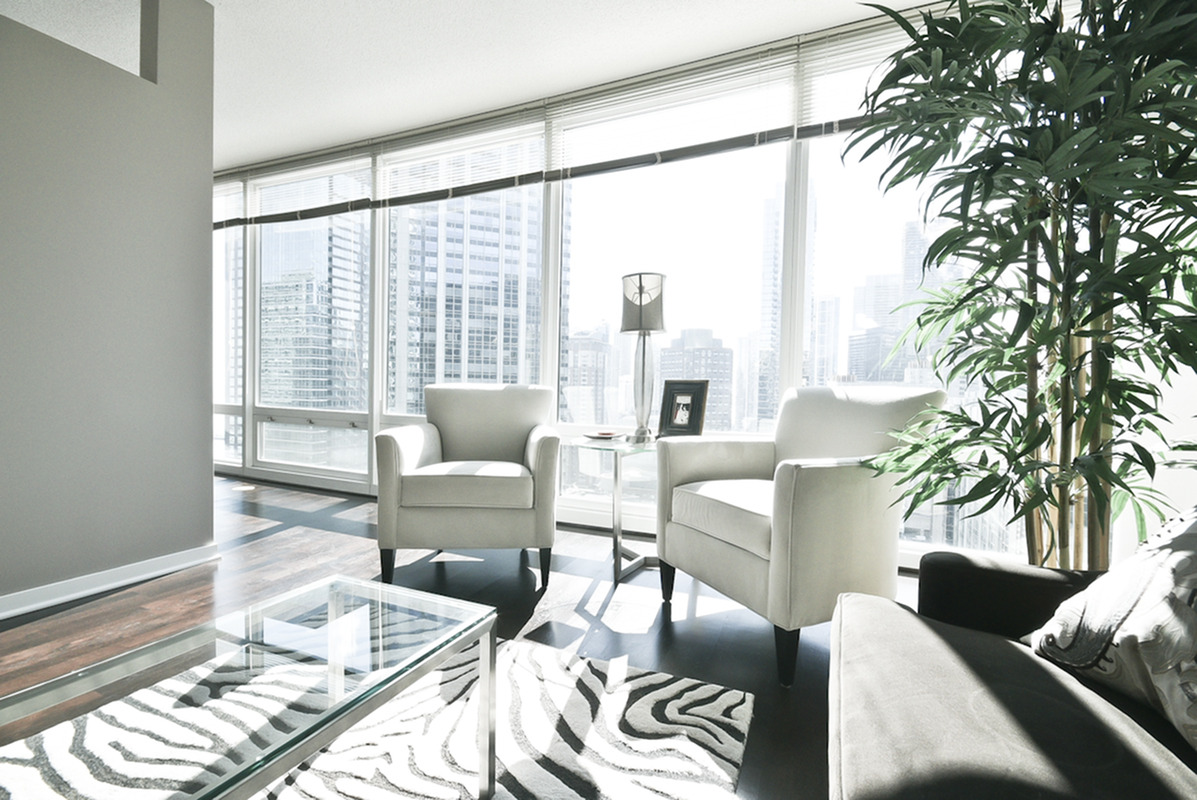 Luxurious Dining Room | The Streeter Luxury Apartments