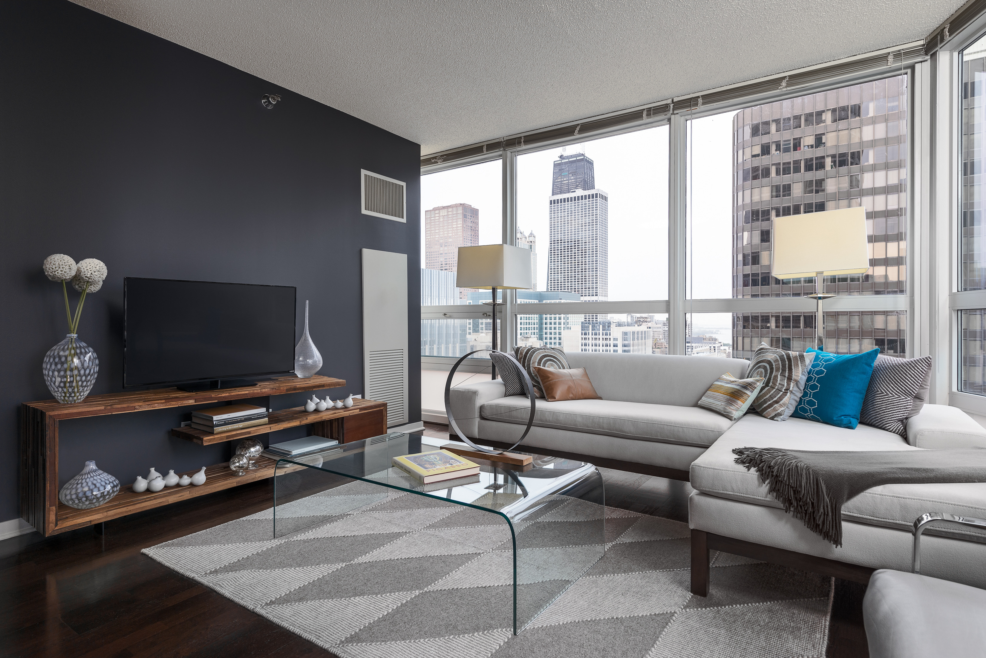 Luxurious Living Area | The Streeter Luxury Apartments
