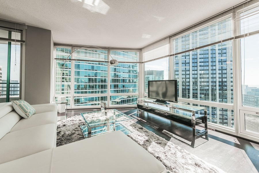 Luxurious Living Room | The Streeter Luxury Apartments