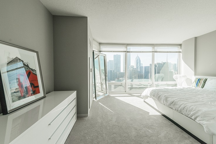 Spacious Master Bedroom | The Streeter Luxury Apartments