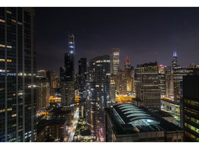 Apartment Homes in Chicago, IL | The Streeter
