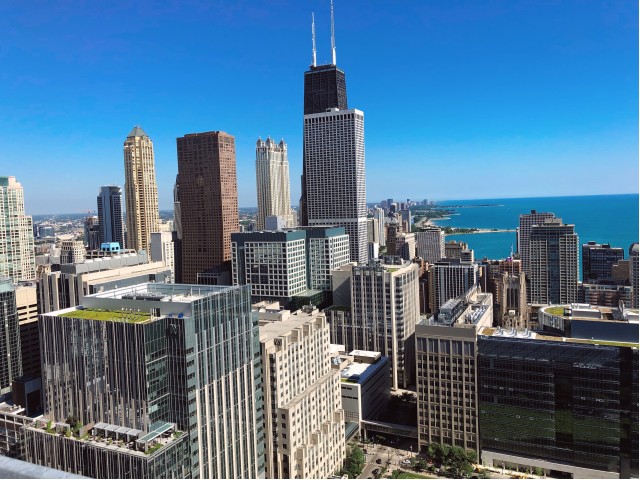 Apartments Homes for rent in Chicago, IL | The Streeter