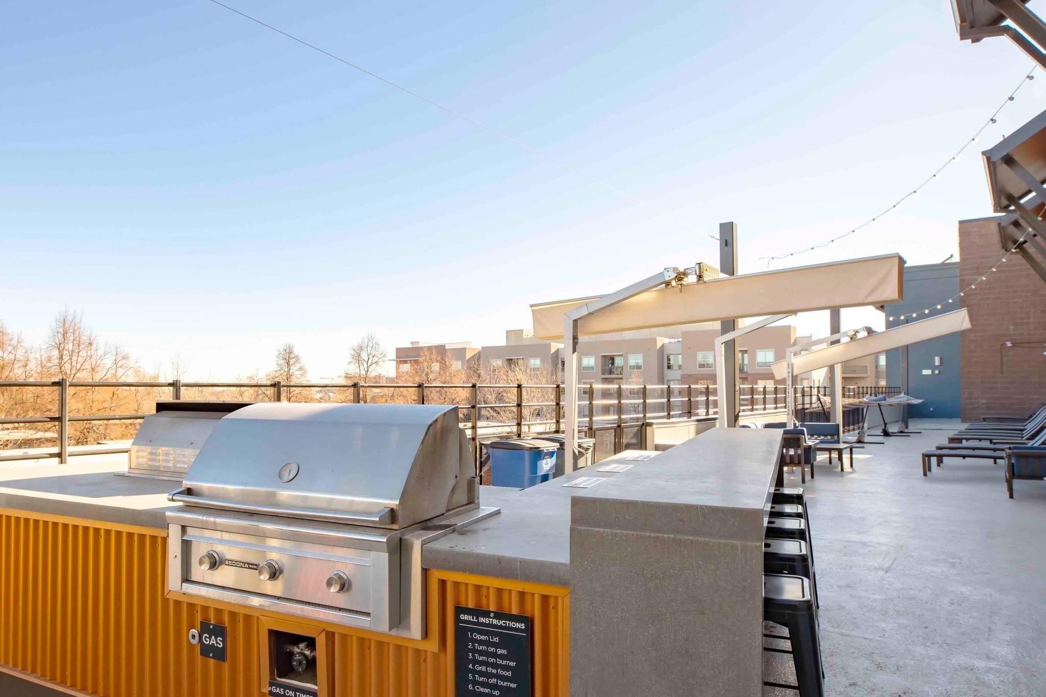 Grills & Seating