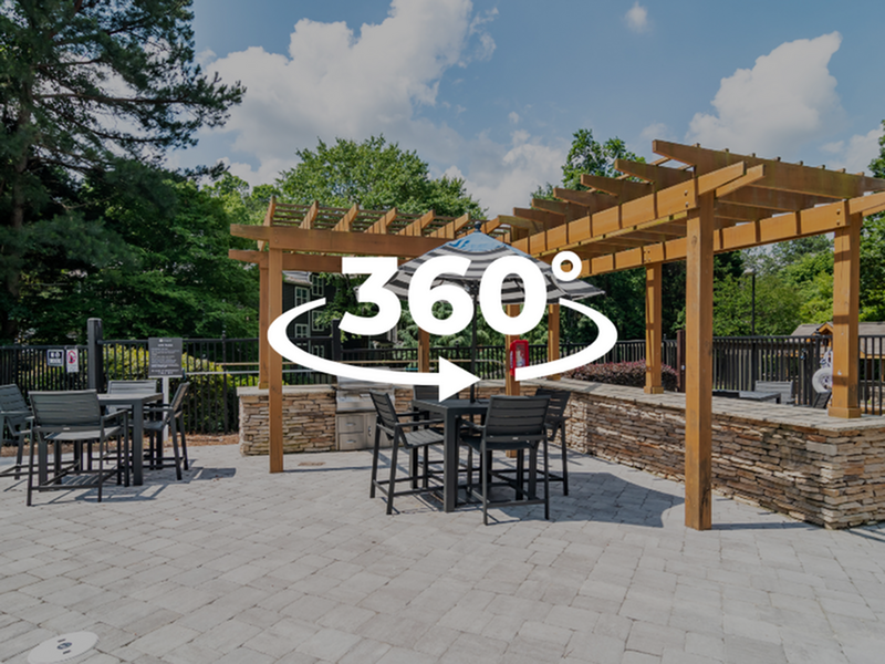 Grilling & Picnic Area