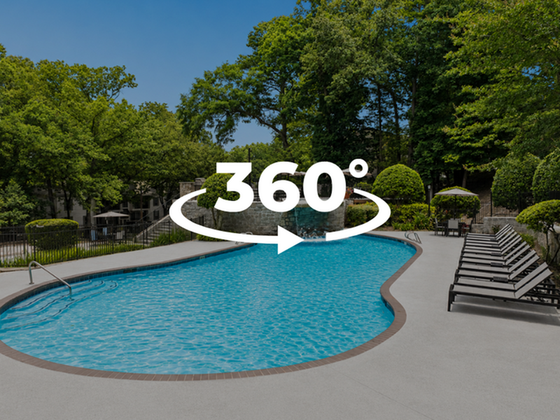 Resort-style pool with fountain at Avana Cumberland