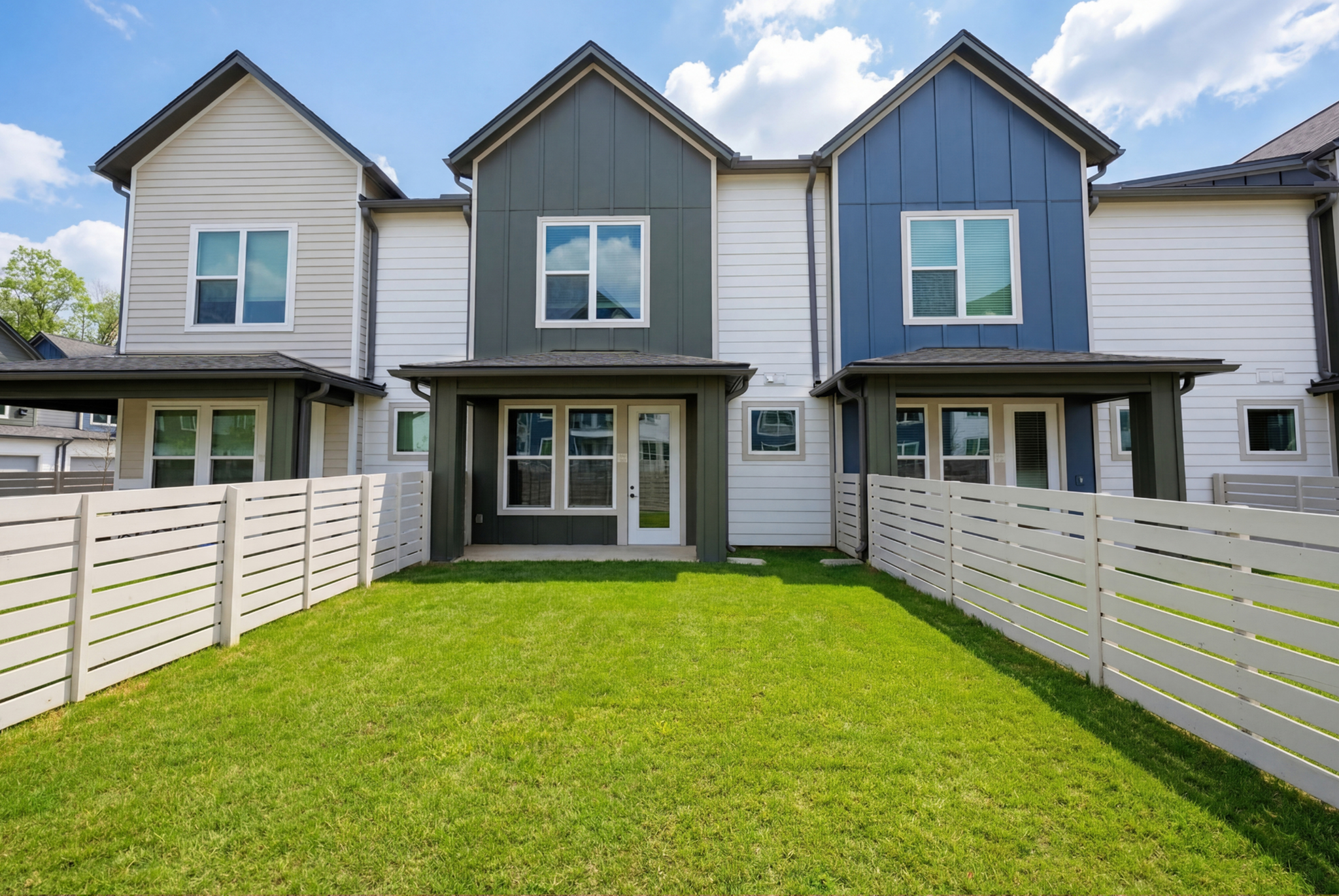 Fenced yard at a Marlowe Summerville townhome
