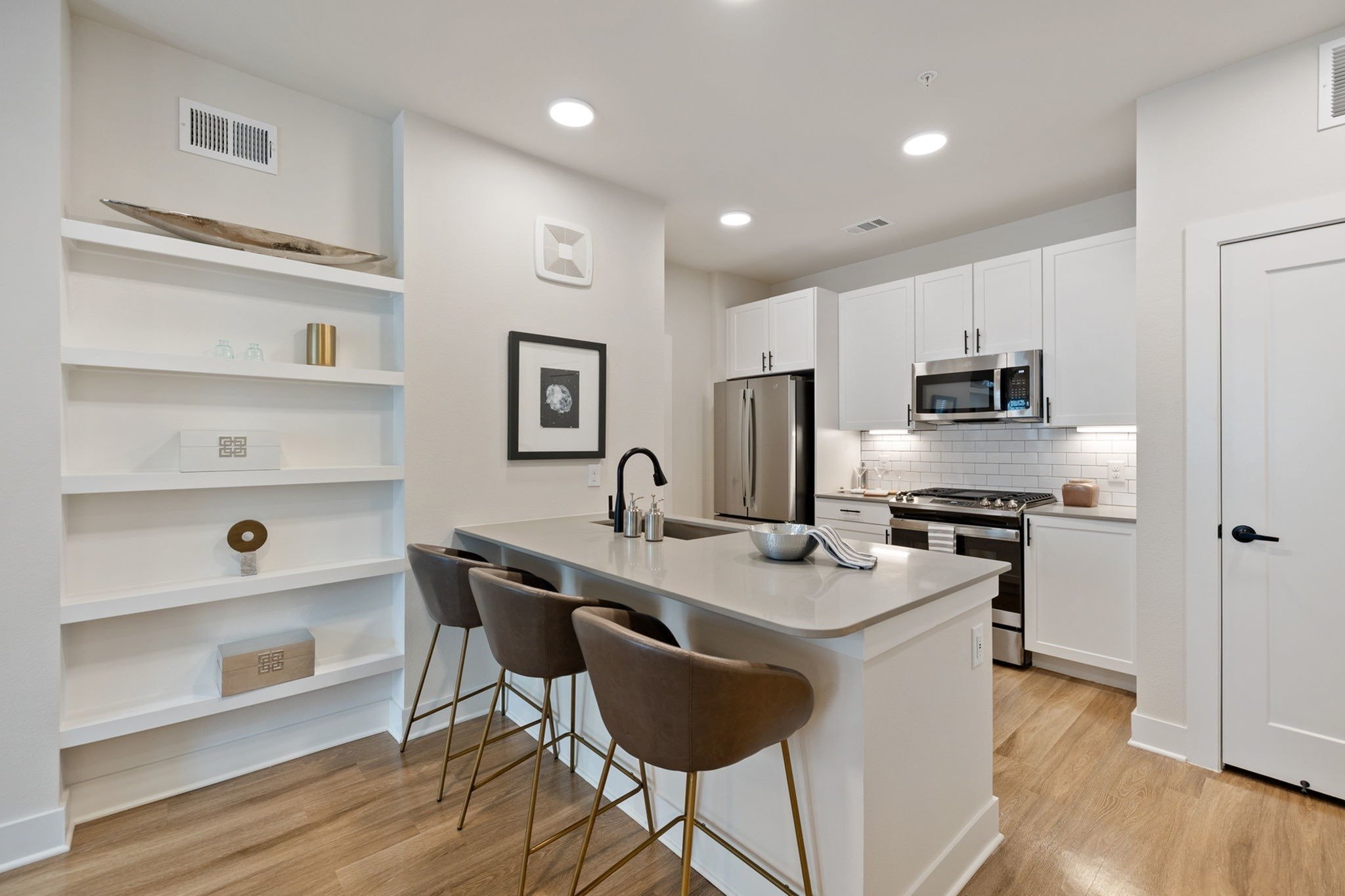 View Photos Elan Harvest Green