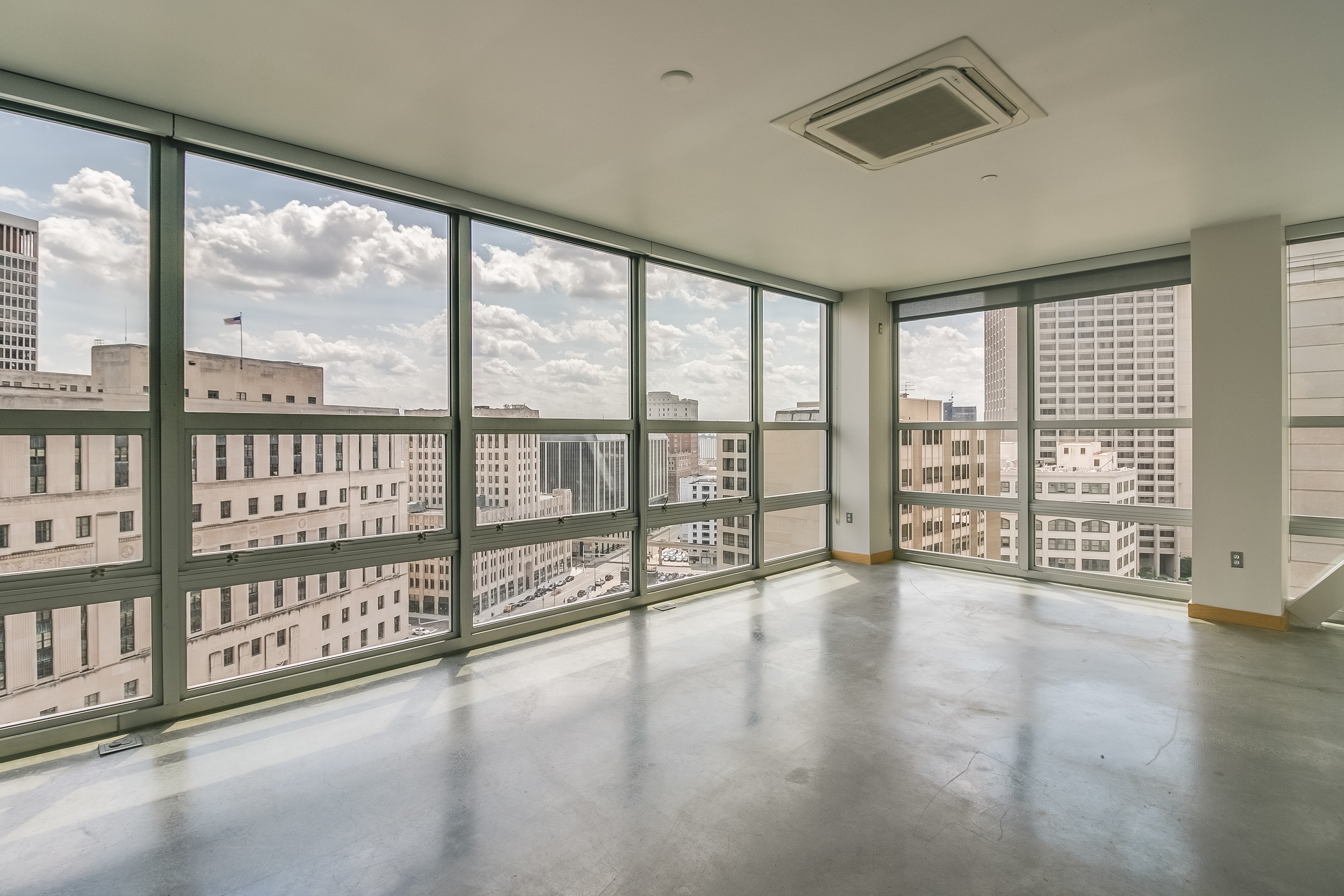 Panoramic Windows