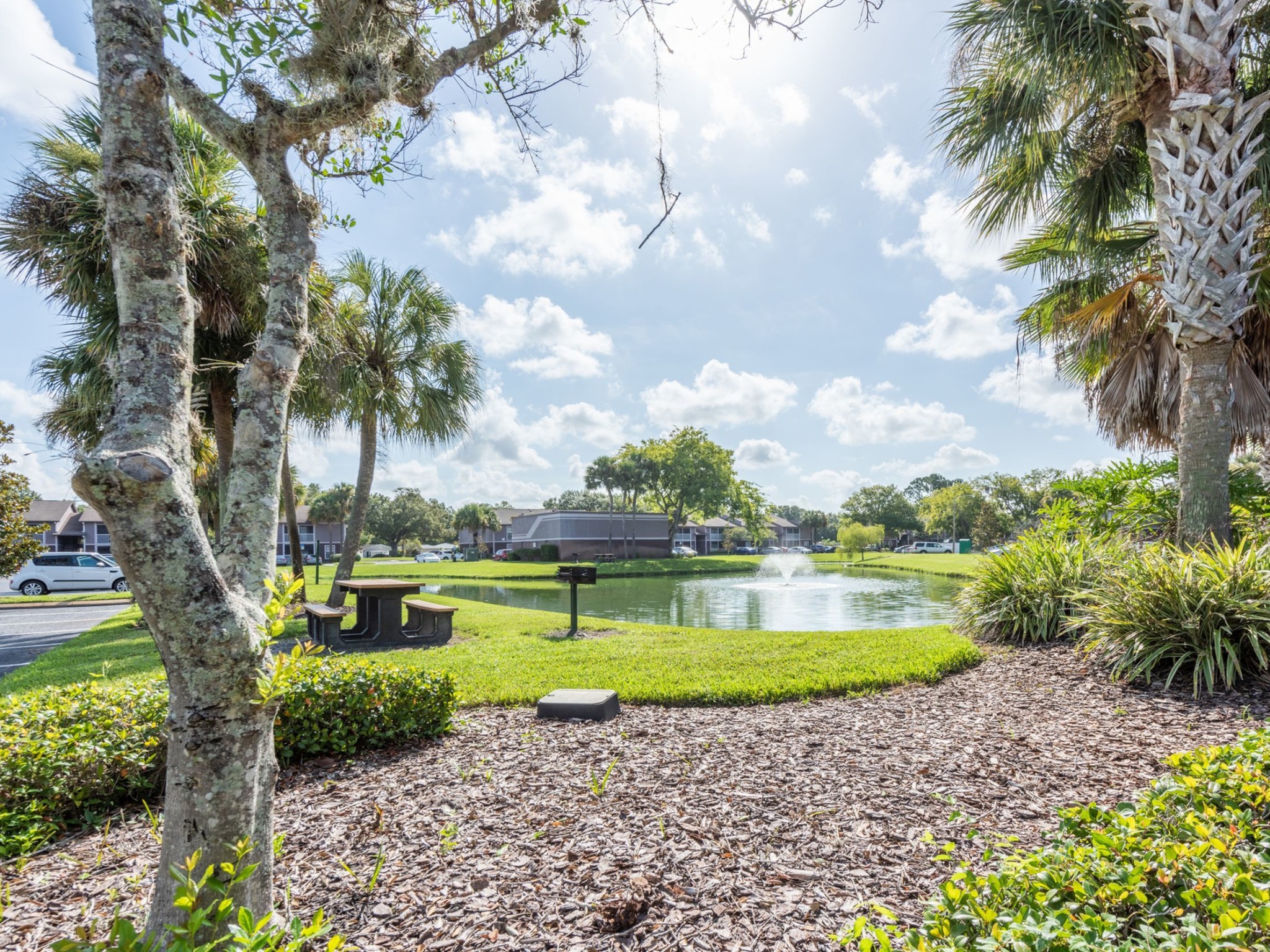 View Photos Willow Lake Crossing