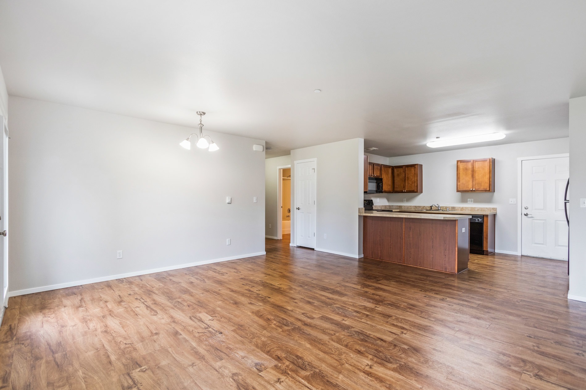 View Photos & Take A Virtual Tour Bitterroot Lodge