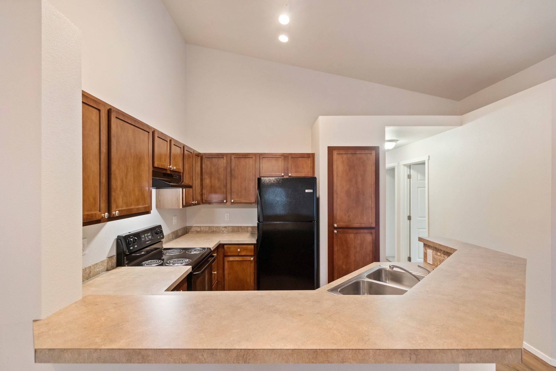 View Photos & Take A Virtual Tour Bitterroot Lodge