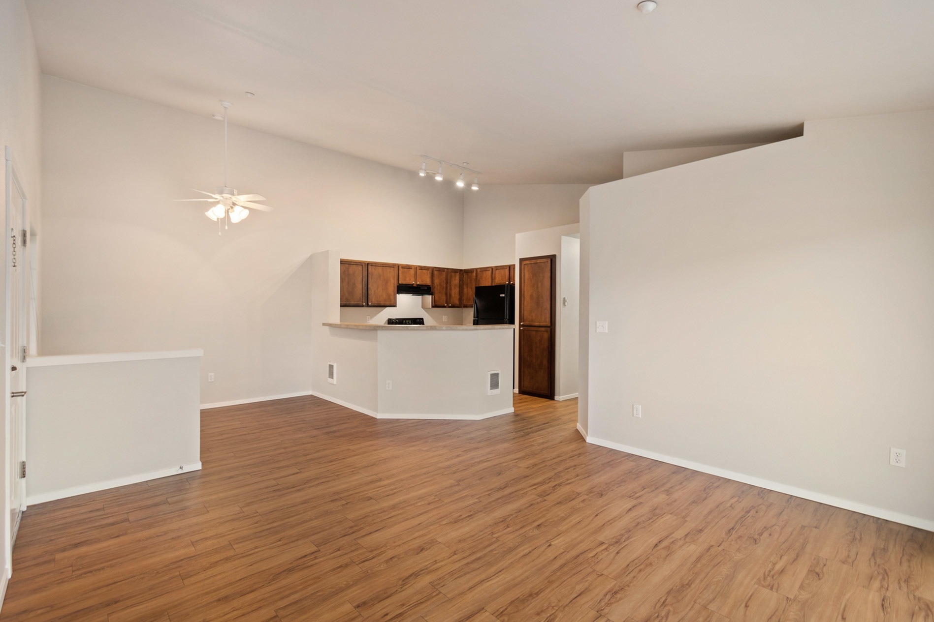 View Photos & Take A Virtual Tour Bitterroot Lodge