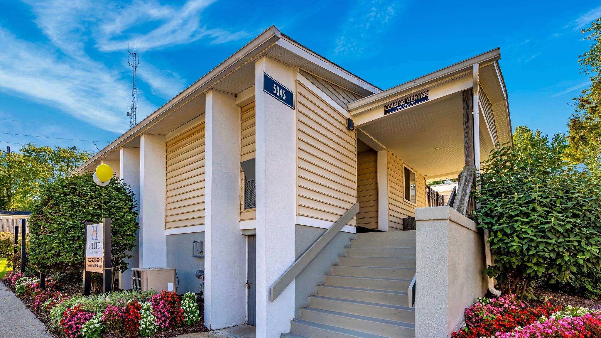 View Photos Hilltop Apartments