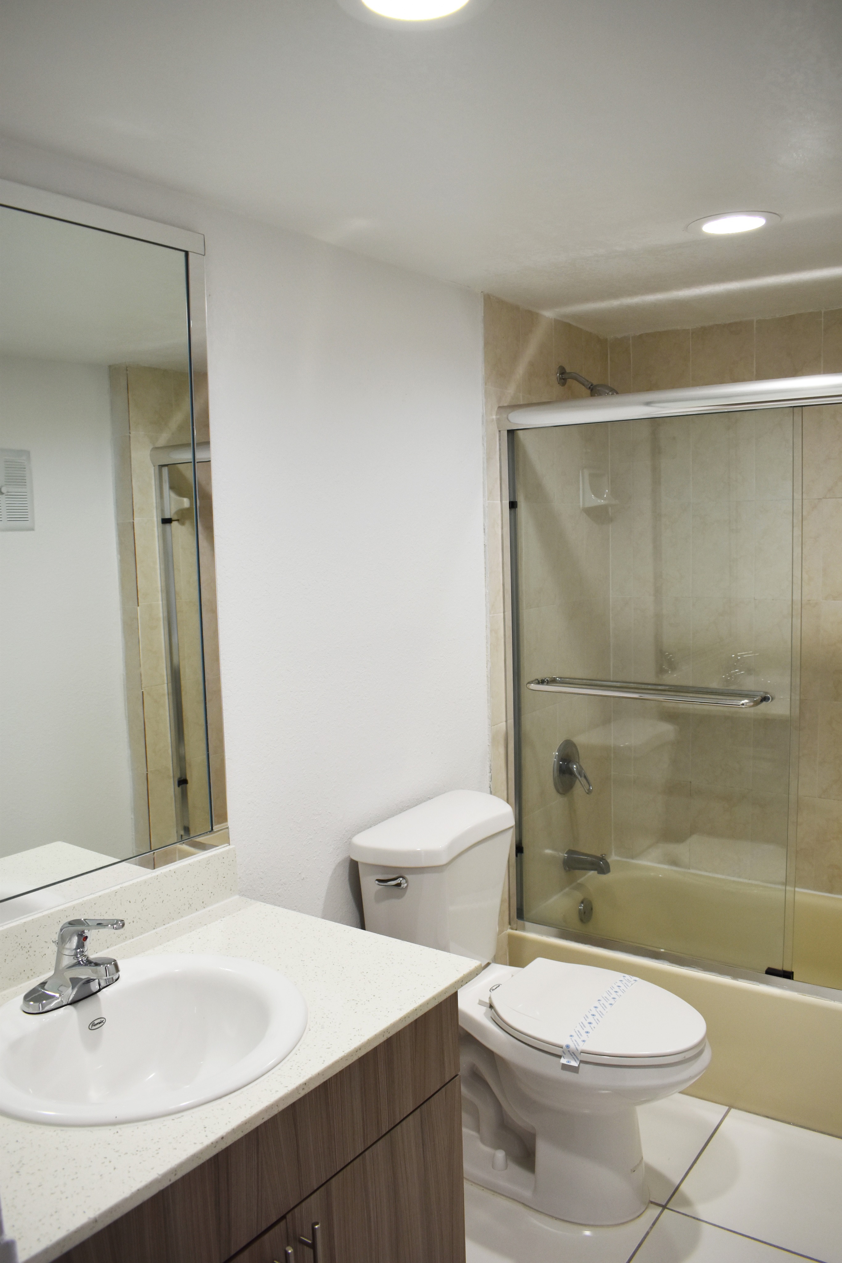 View Photos & Take A Virtual Tour Royalton On The Green Apartments