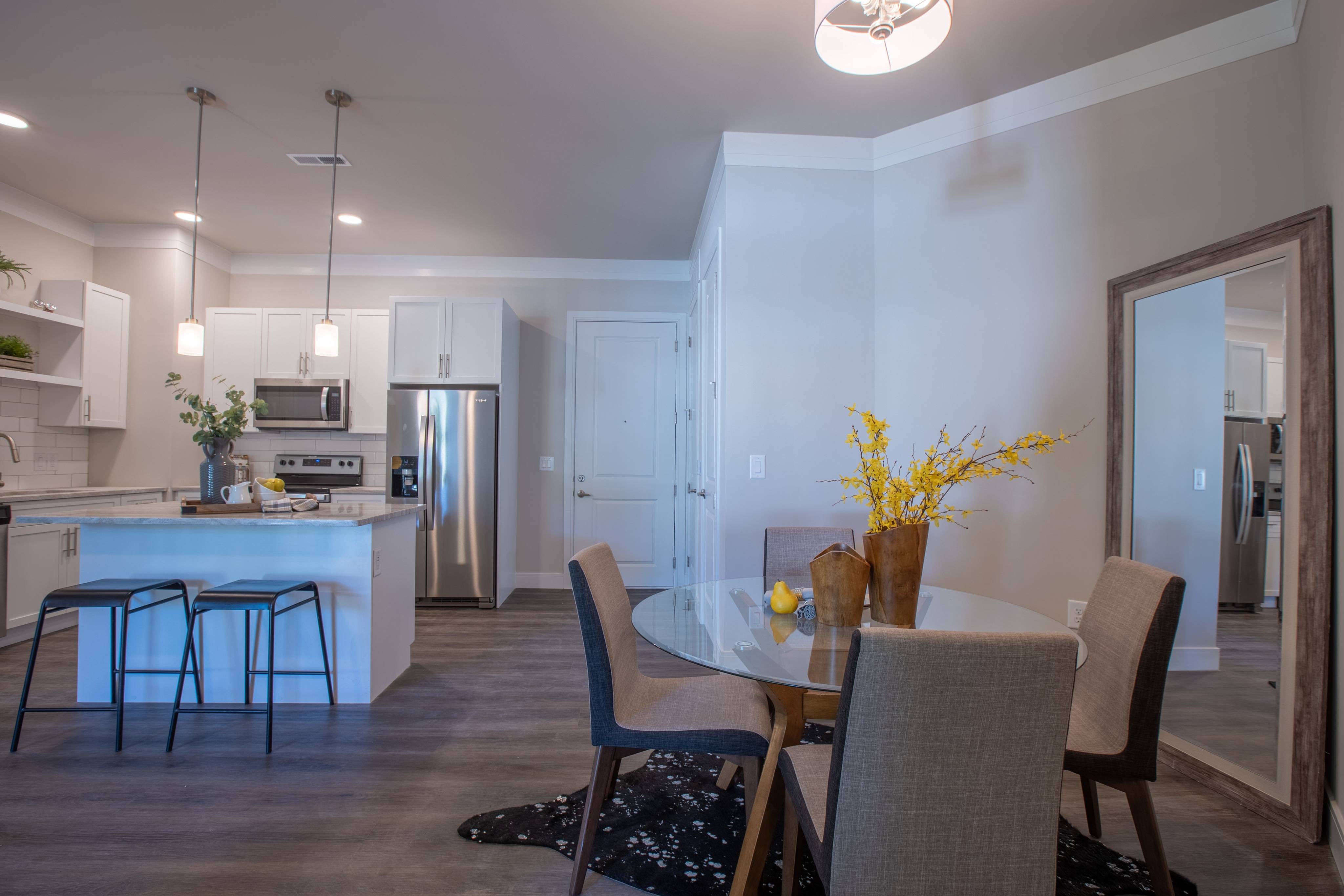 The Elle on Lockwood Apartments in St. Louis