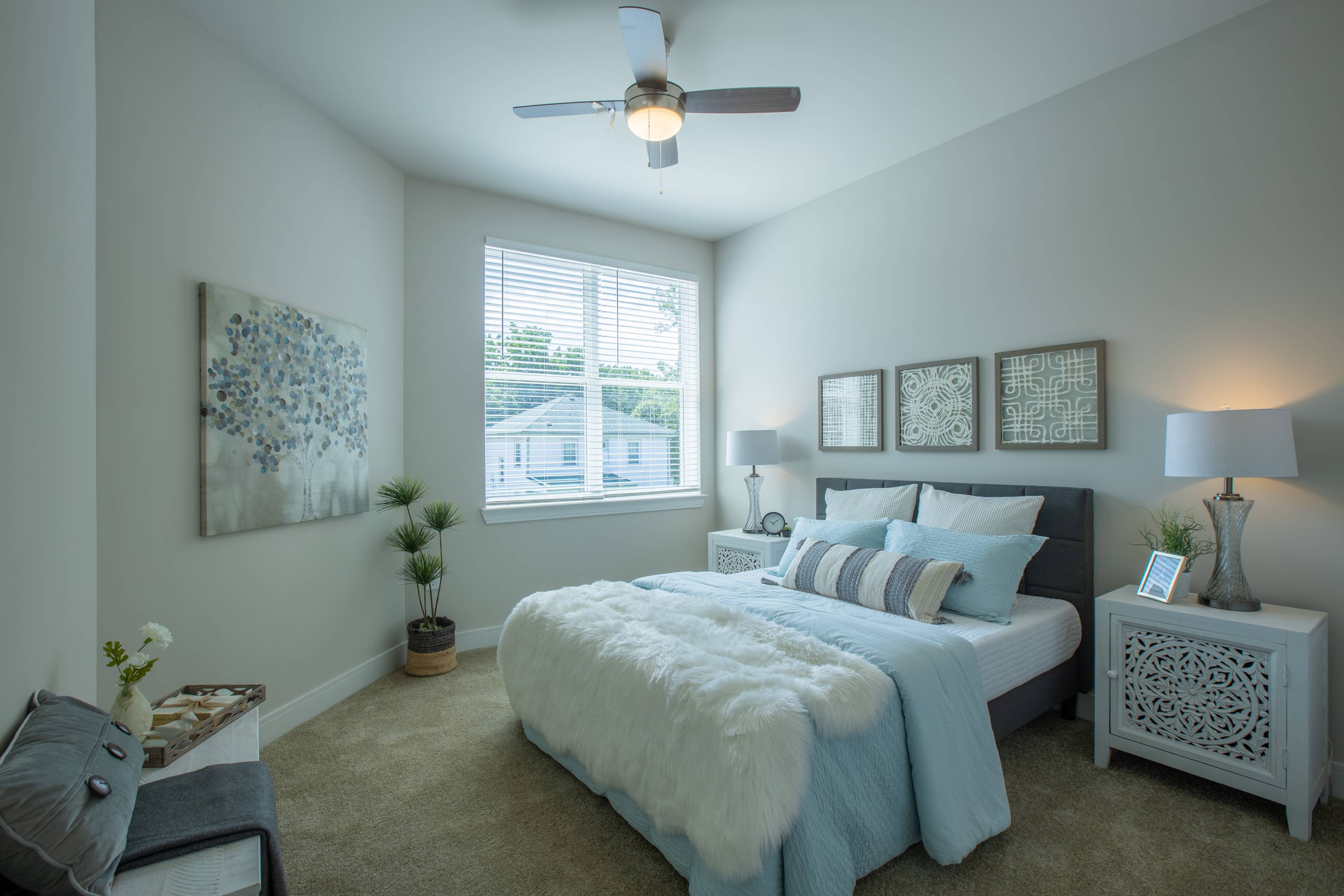 The Elle on Lockwood Apartments in St. Louis