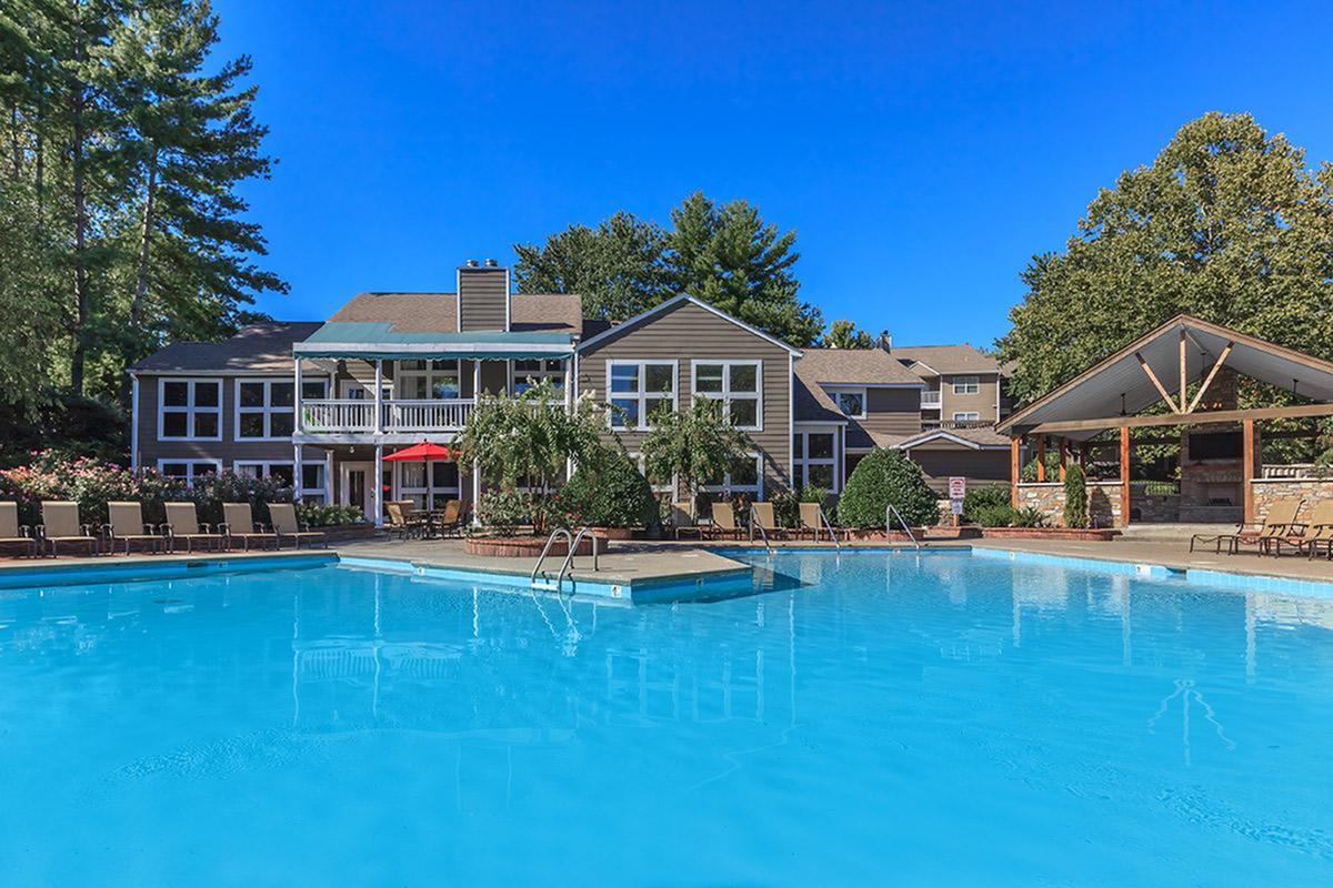 Crossings of Bellevue Apartments In Nashville, TN