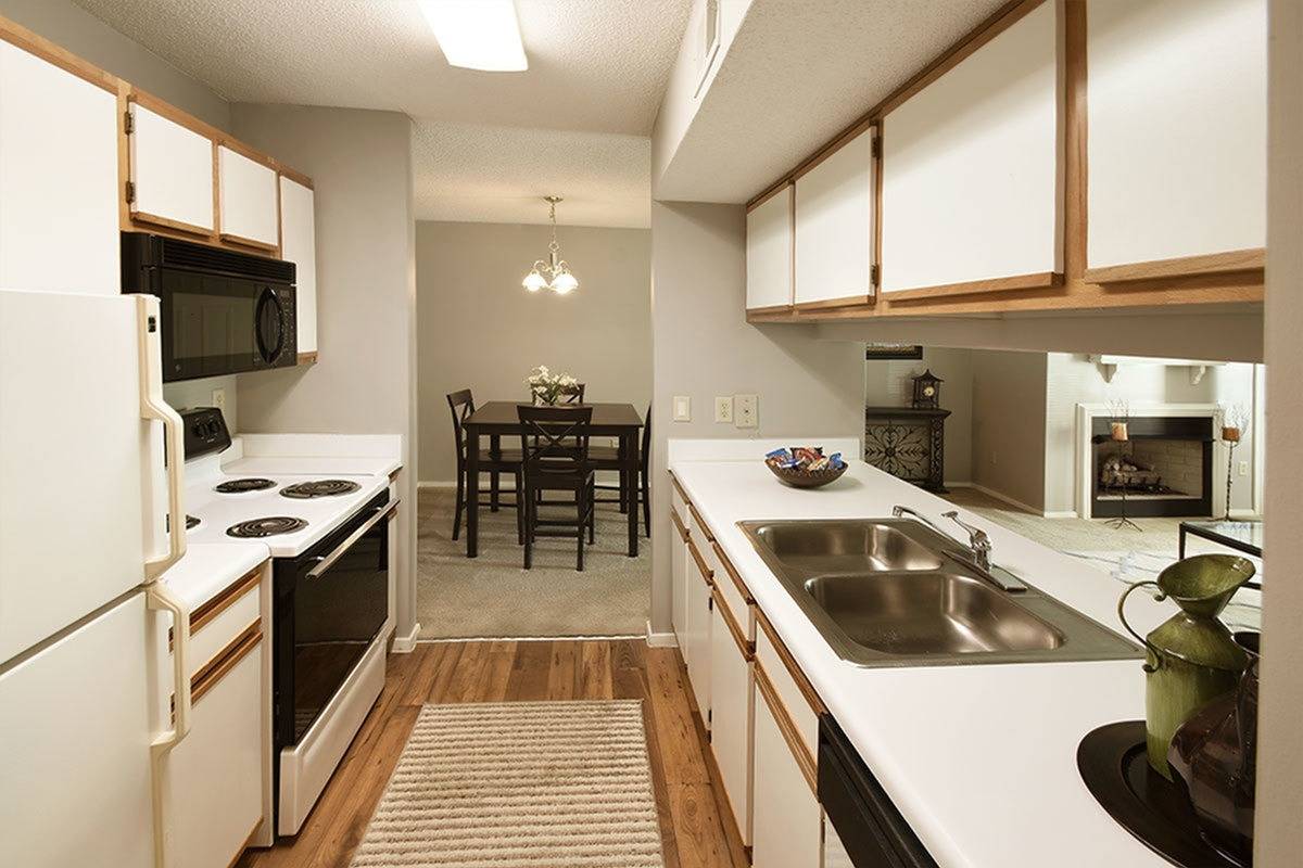 Civic Center Apartments in Southaven, Mississipi. Southaven Apartments