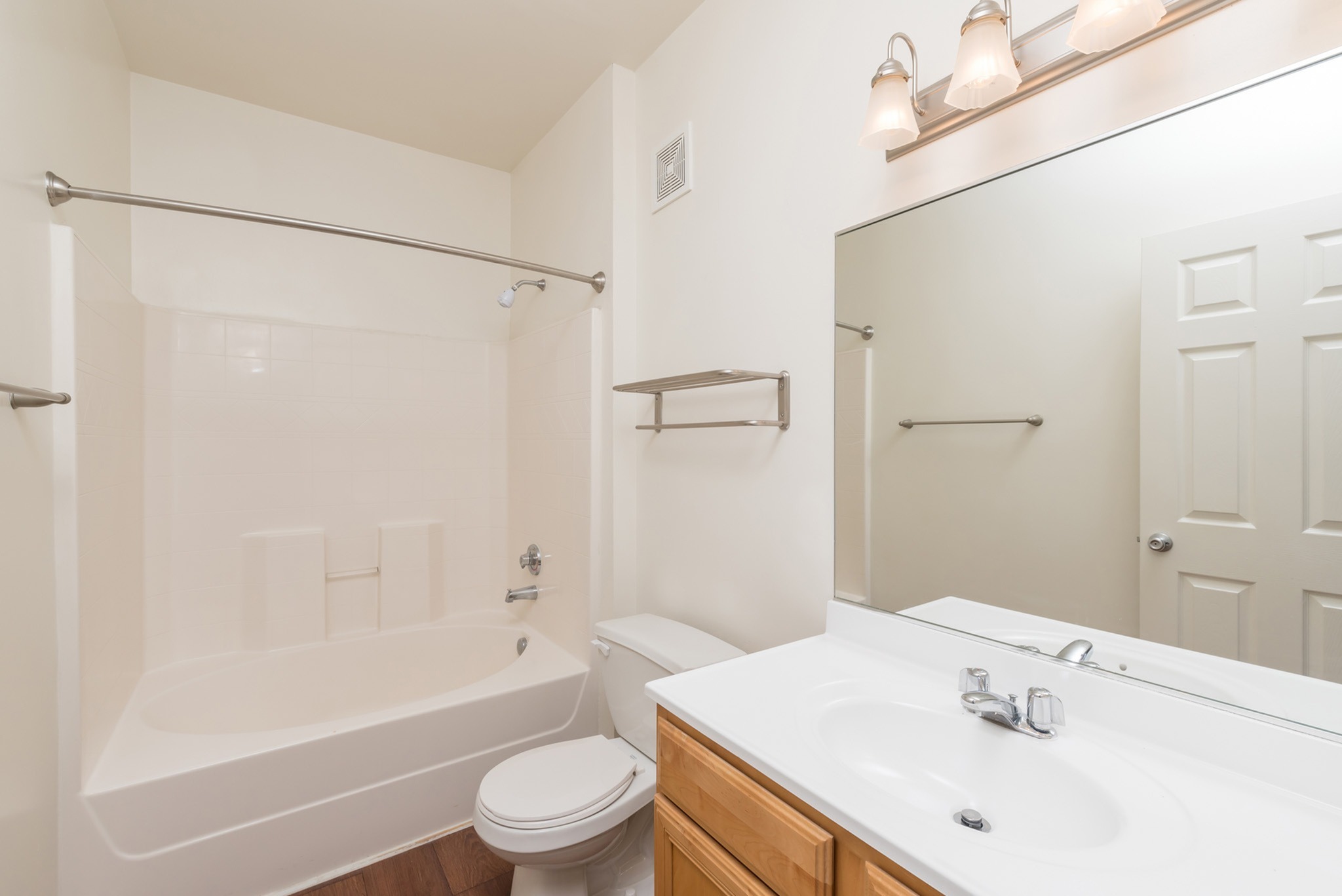 View Photos & Take A Virtual Tour Kilburn Crossing