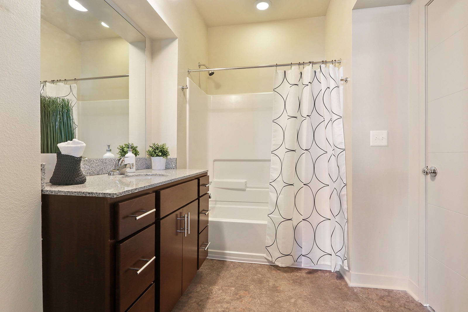 Photo Gallery Lofts at Union Hill Apartments Kansas City, MO