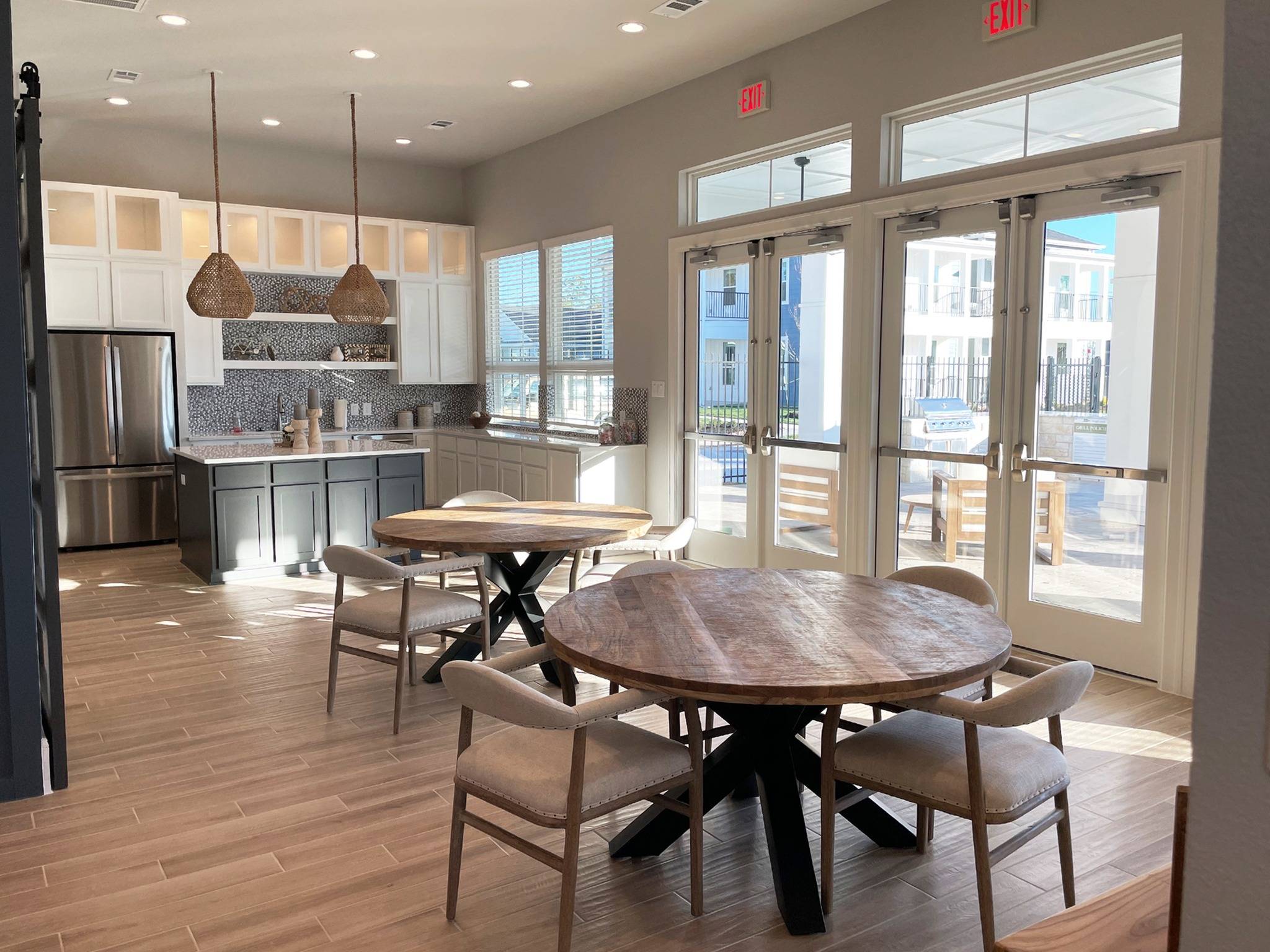 Photo Gallery LEO at West Fork