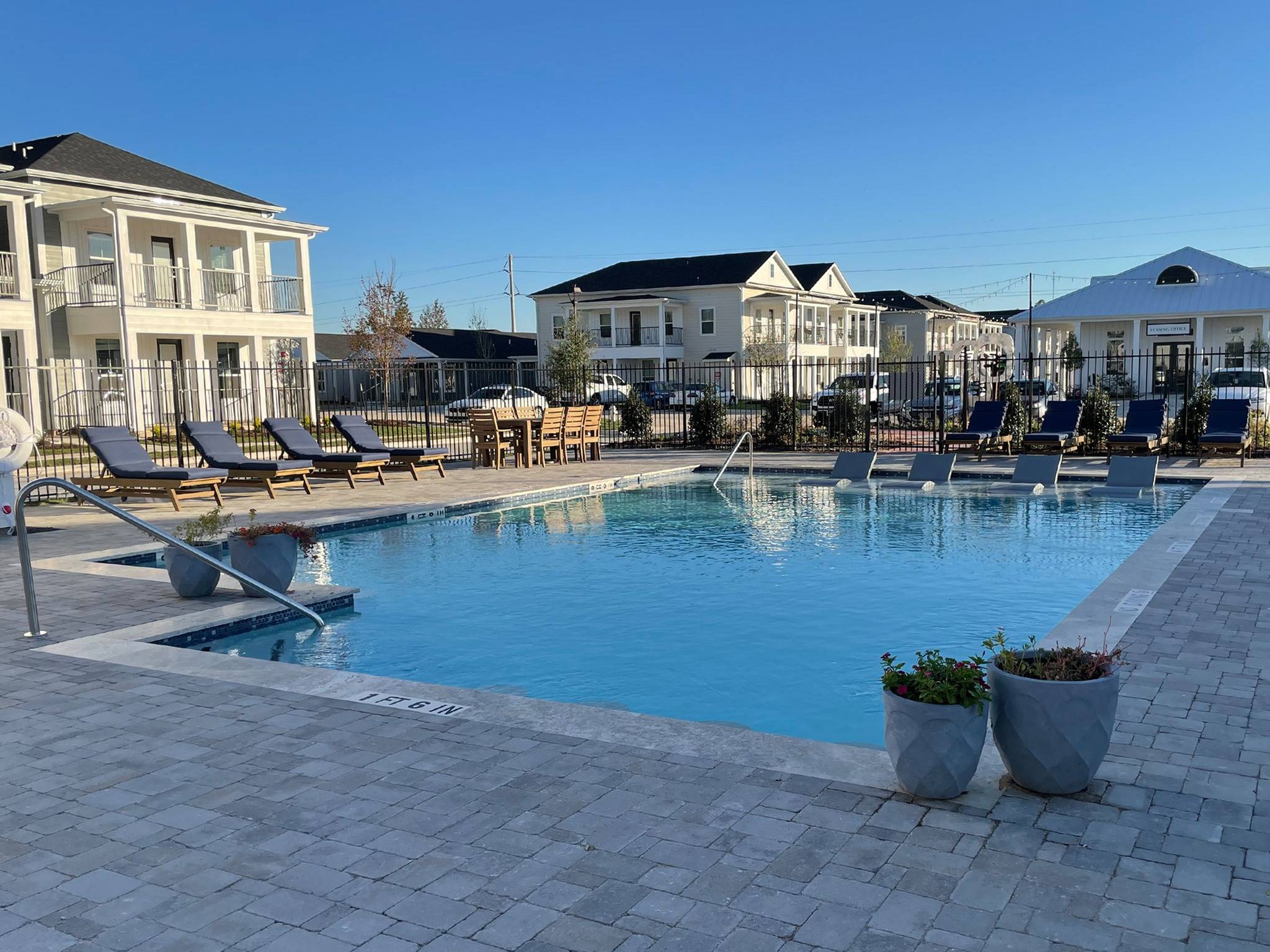 Photo Gallery LEO at West Fork