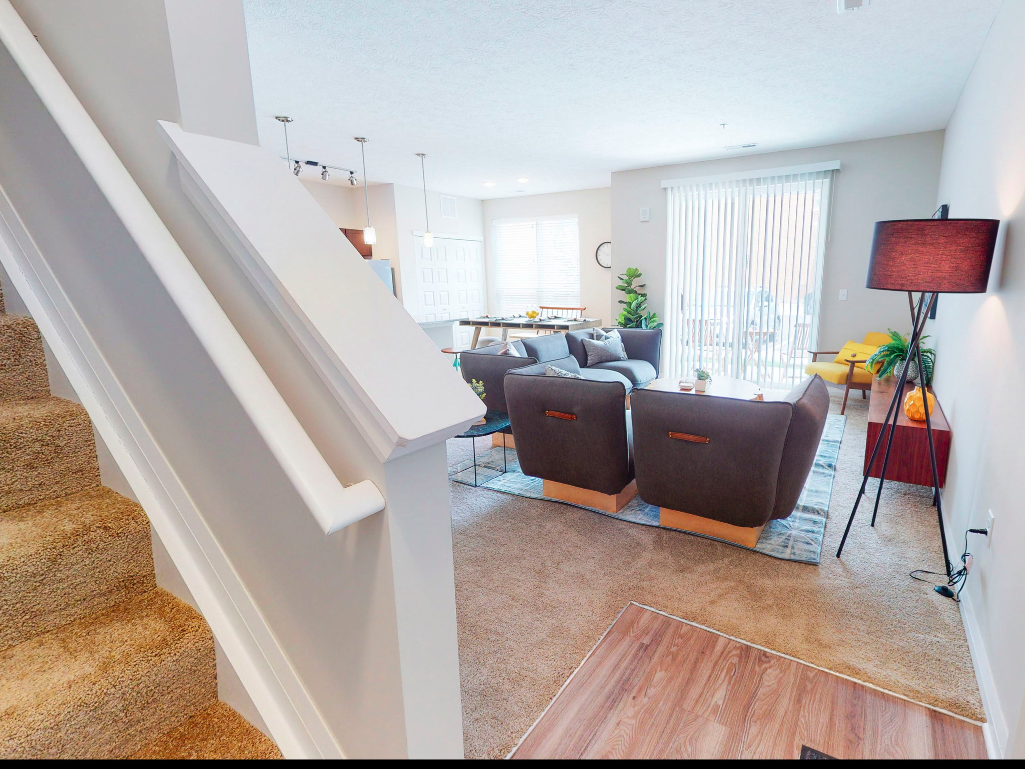 Photos Graceland Flats Apartments in Clintonville, OH Find your