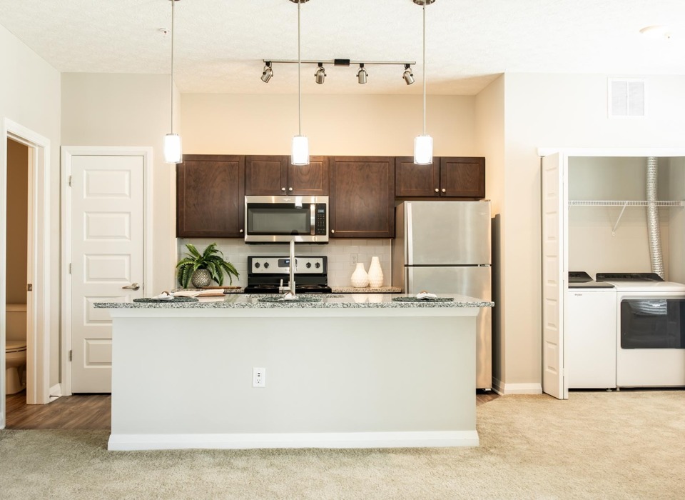 Graceland Flats Apartments in Clintonville Official Site Find your