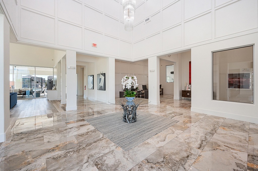 Photos & Tour The Luxe of Prosper Apartments McKinney TX