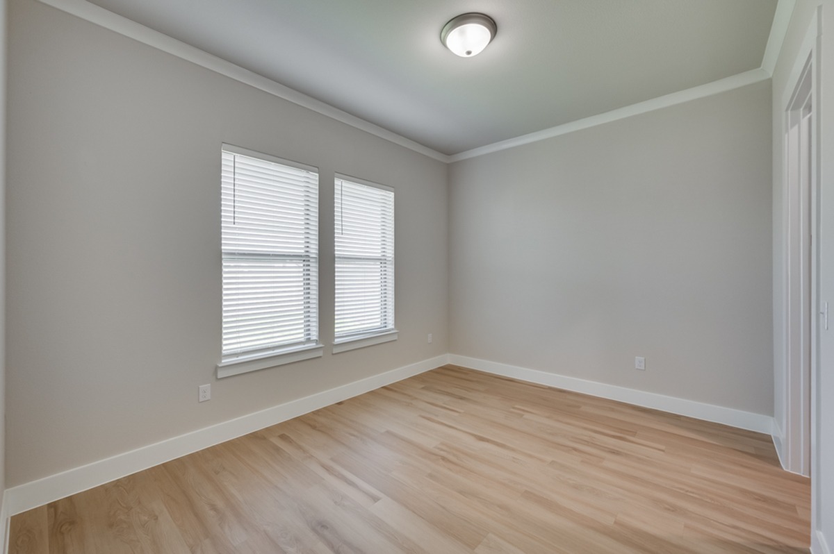 D1Topaz 4 Bed Apartment Mansions at Oak Point