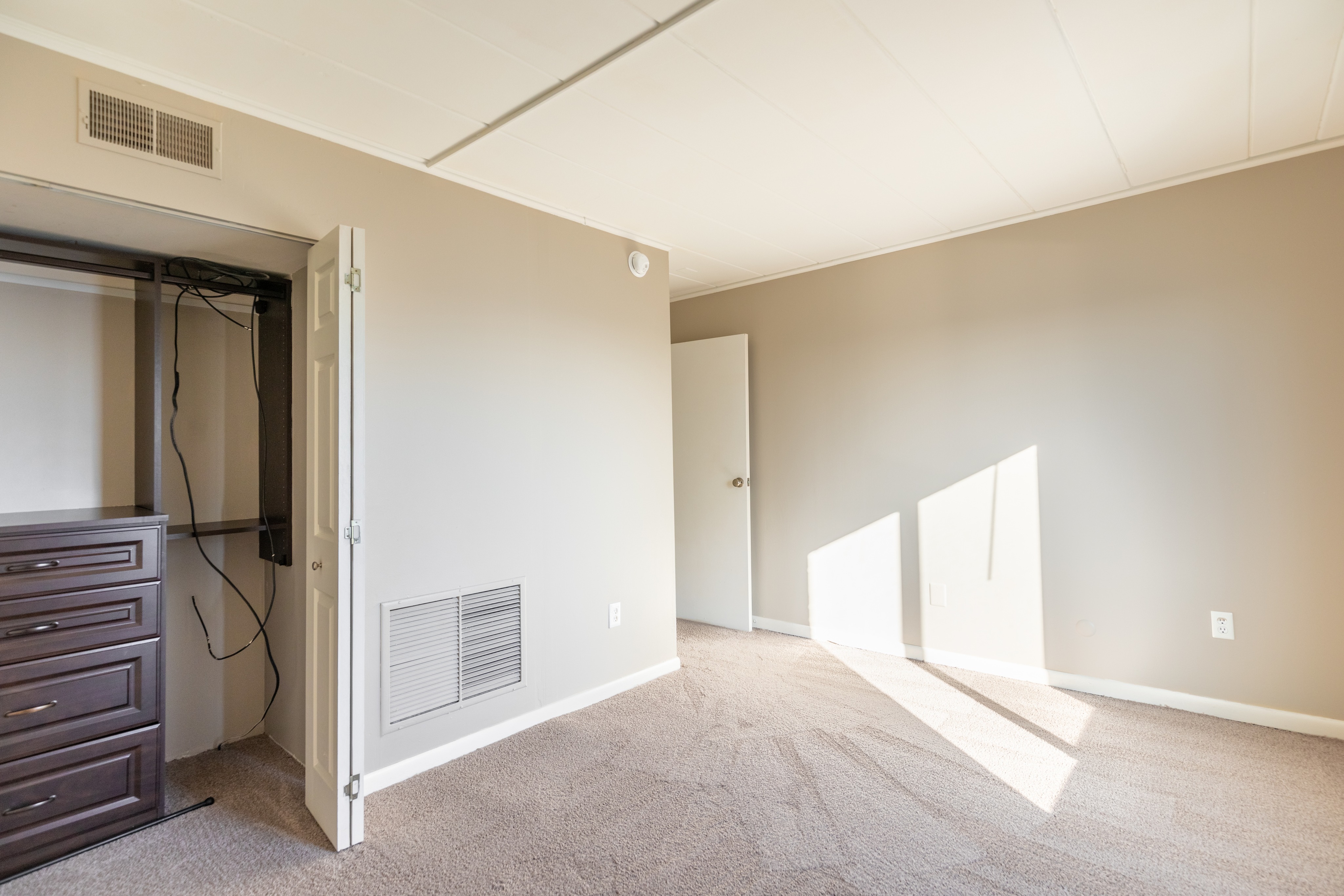 View Photos & Take A Virtual Tour Grandview Pointe Apartments