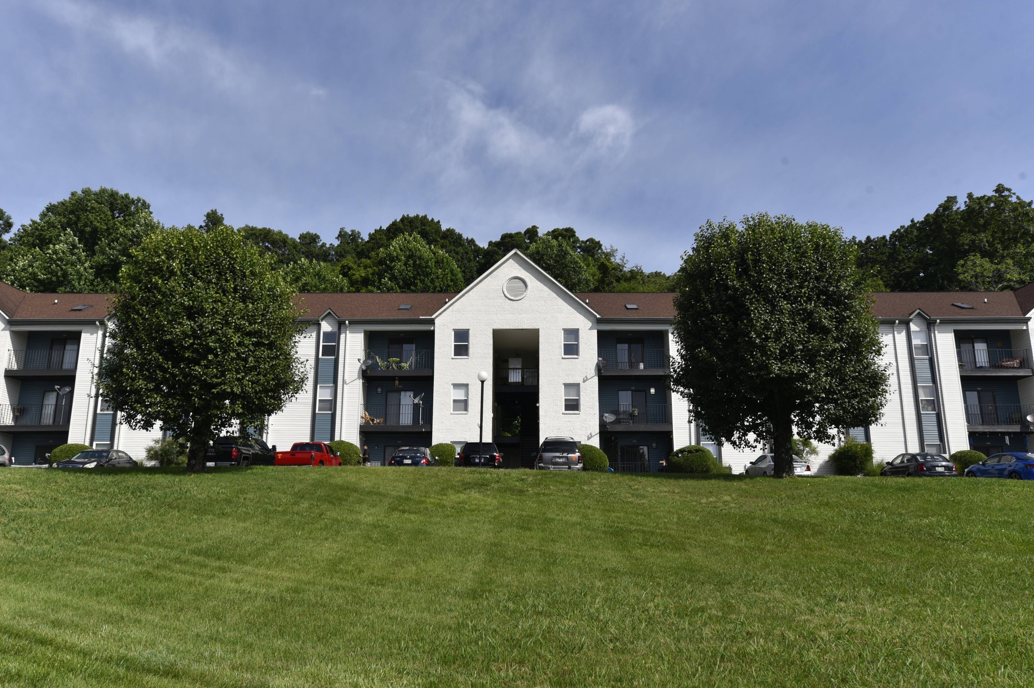 View Photos & Take A Virtual Tour Ivy at West Hills