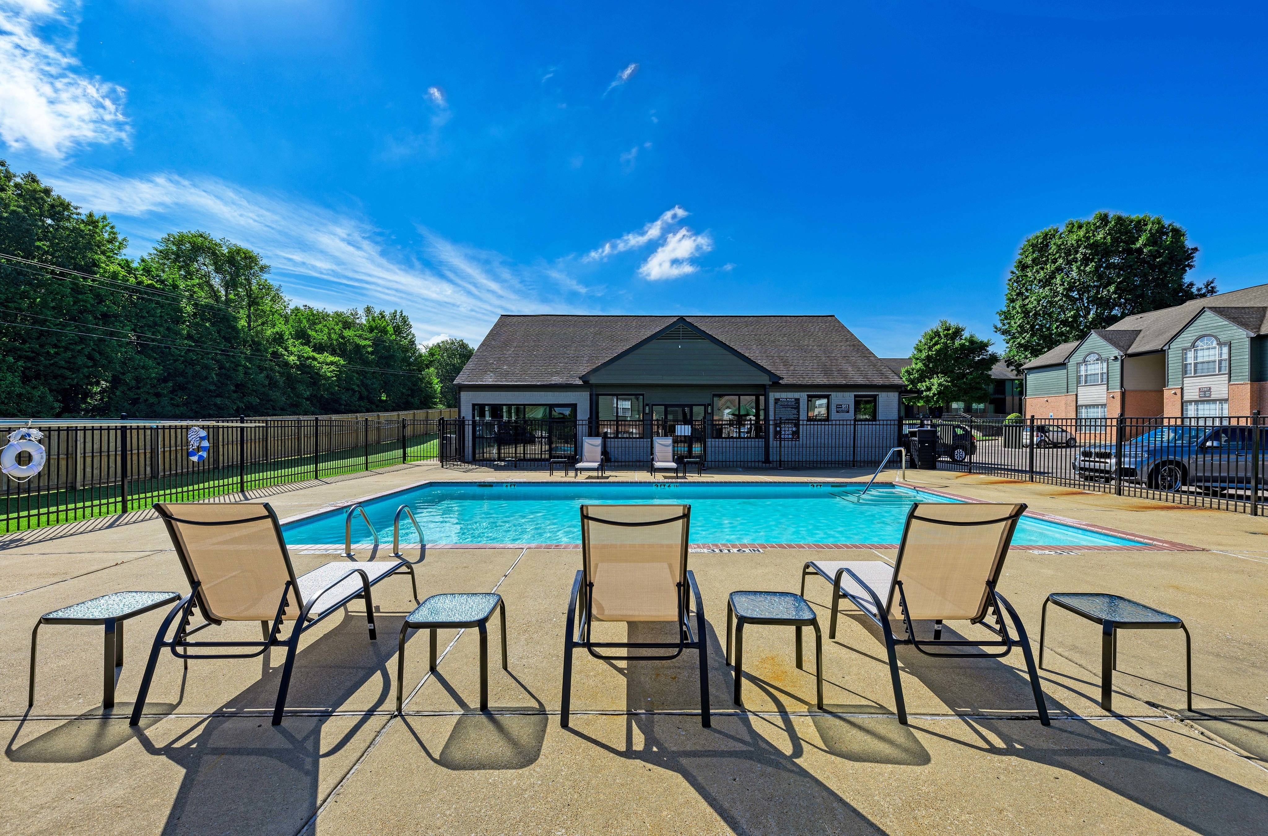 View Photos & Take A Virtual Tour The Easton Apartment Homes