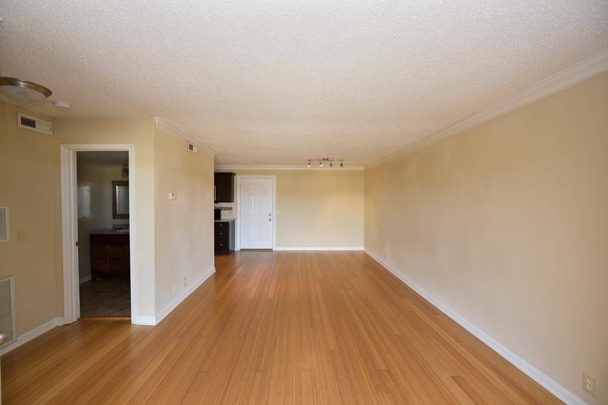 View Photos The Avenue Nashville West