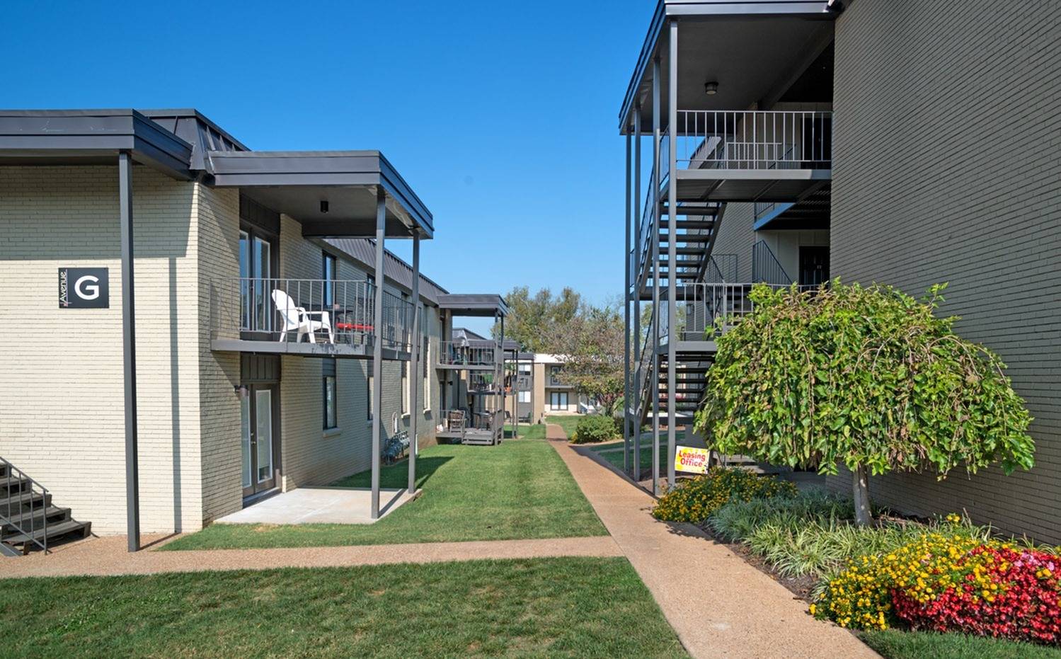 View Photos The Avenue Nashville West