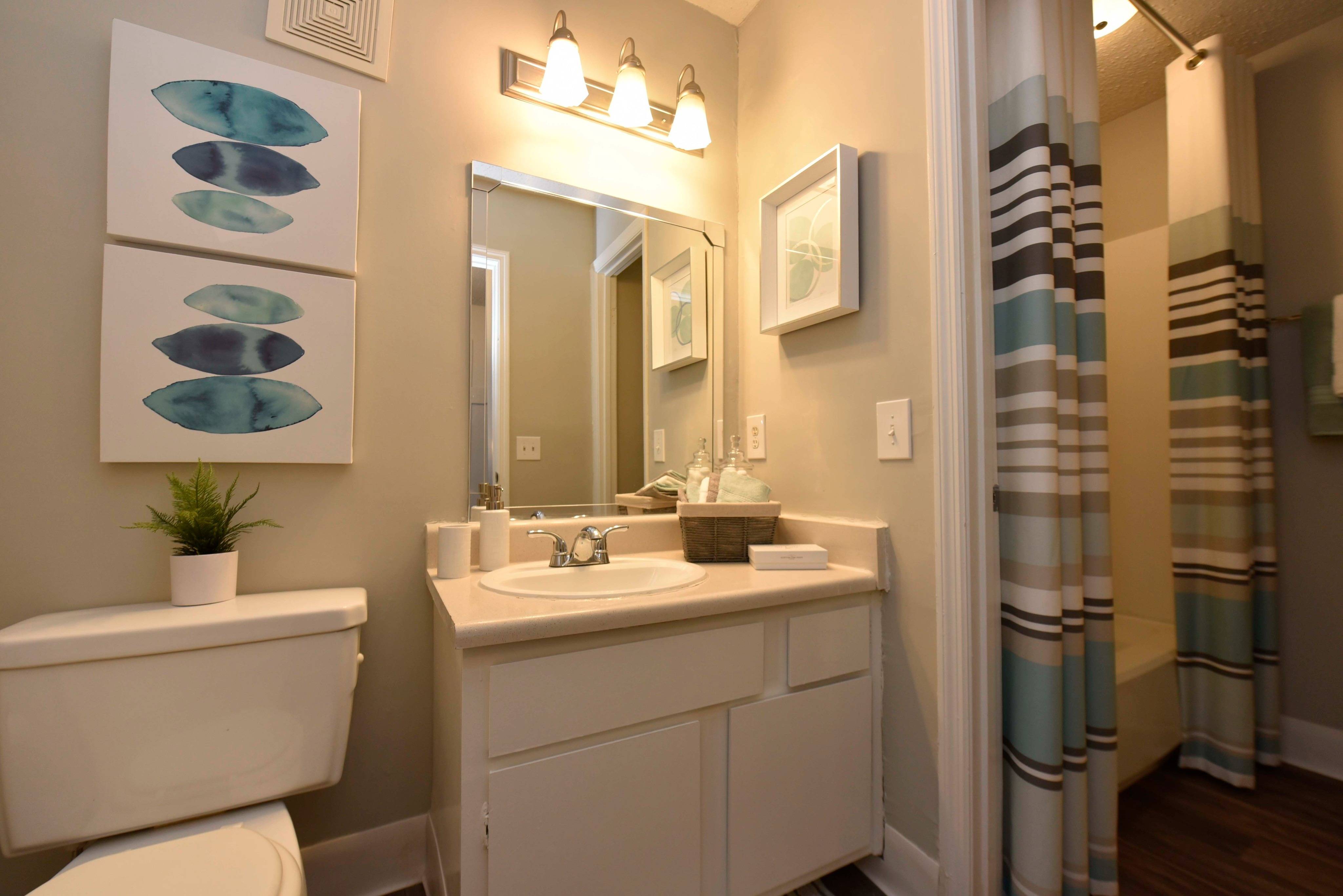 View Photos Brookhaven Apartments