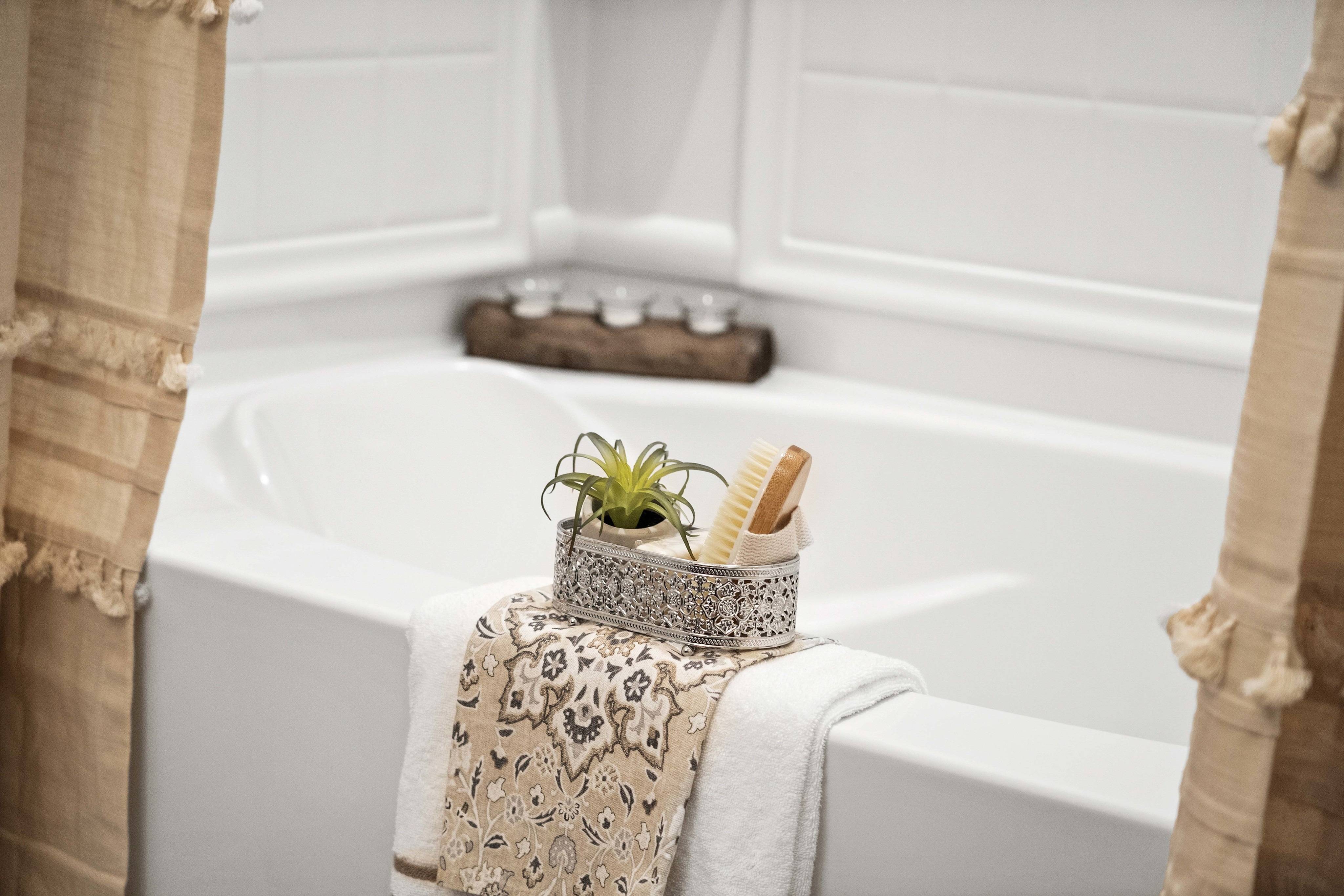 View Photos Stonehenge Apartments