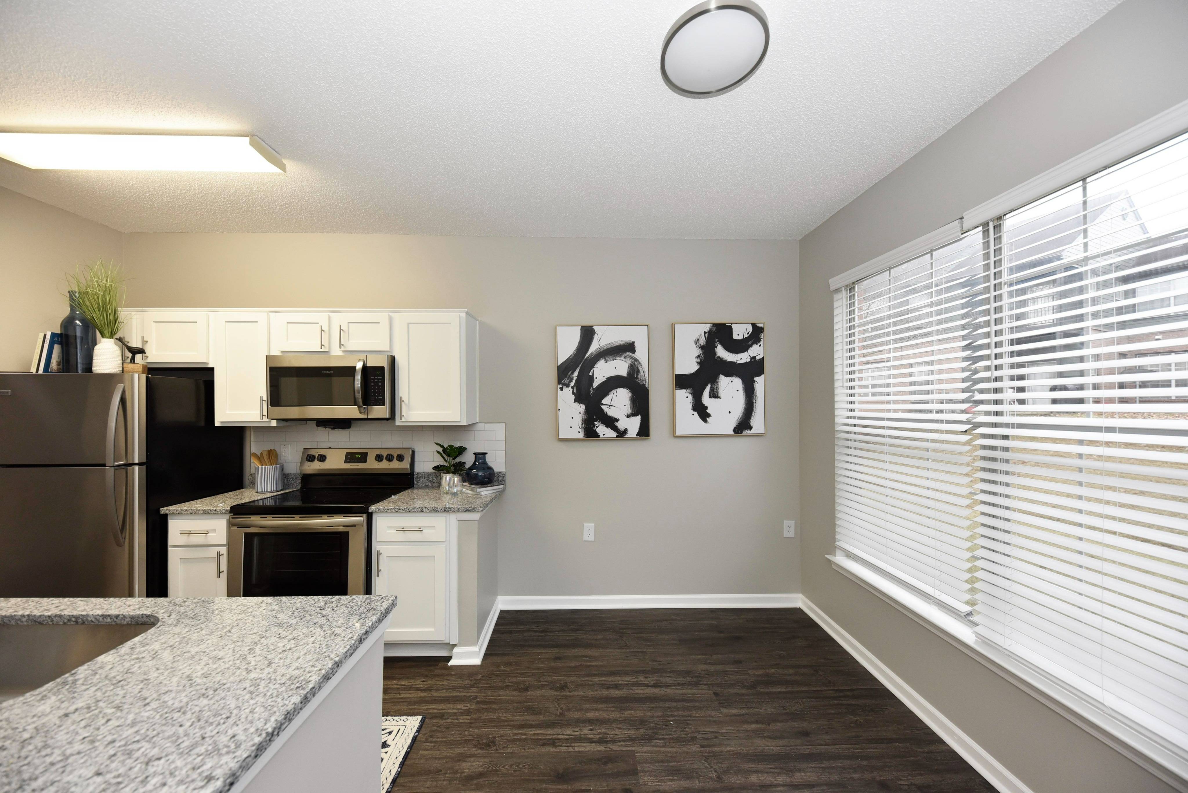 View Photos & Take A Virtual Tour The Easton Apartment Homes