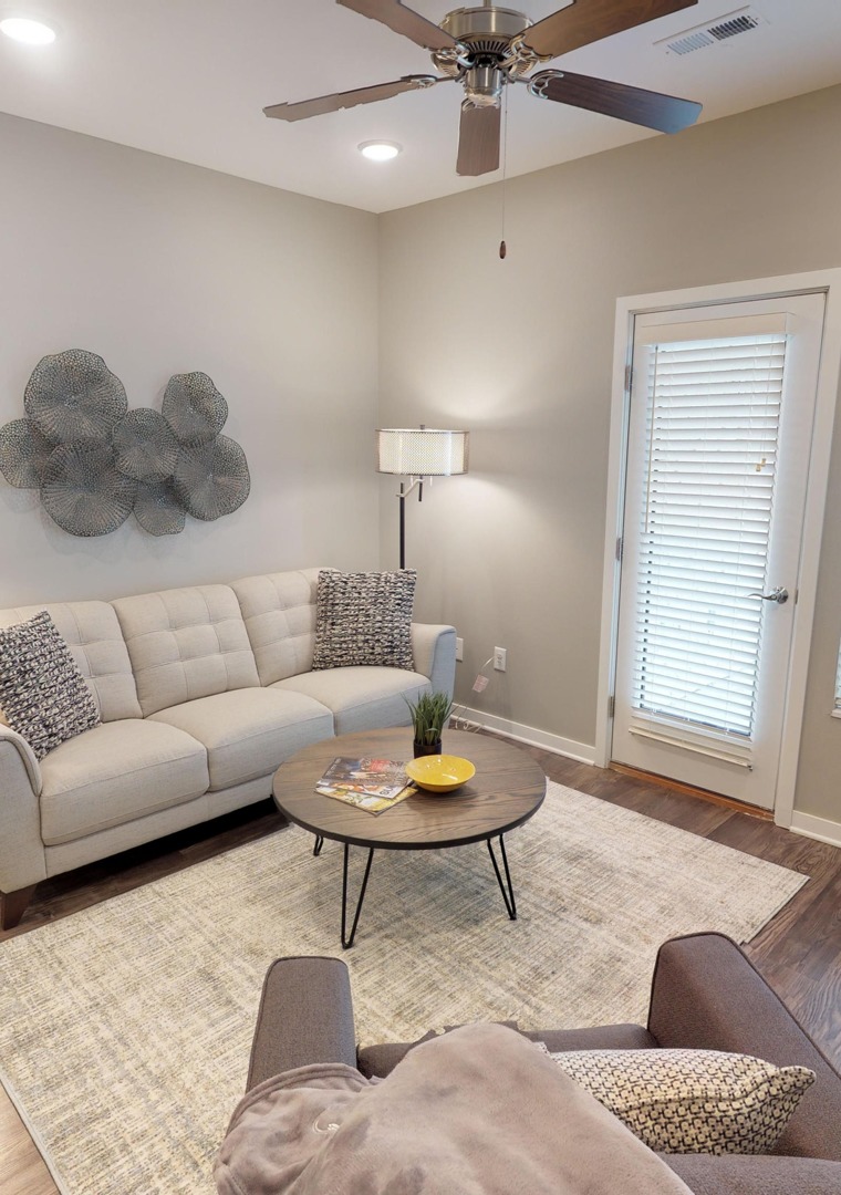 Barclay Apartments In Altoona, IA