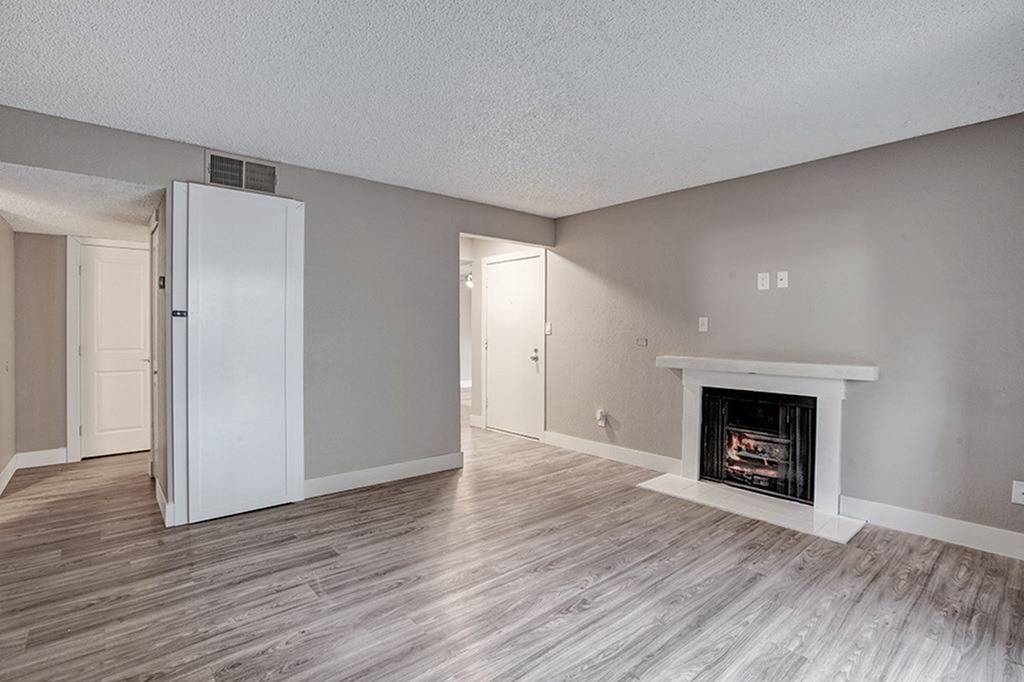 View Photos Reserve at Cadillac Apartments