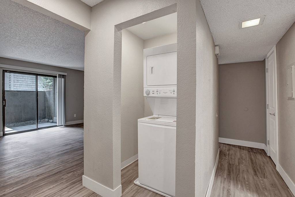 View Photos Reserve at Cadillac Apartments