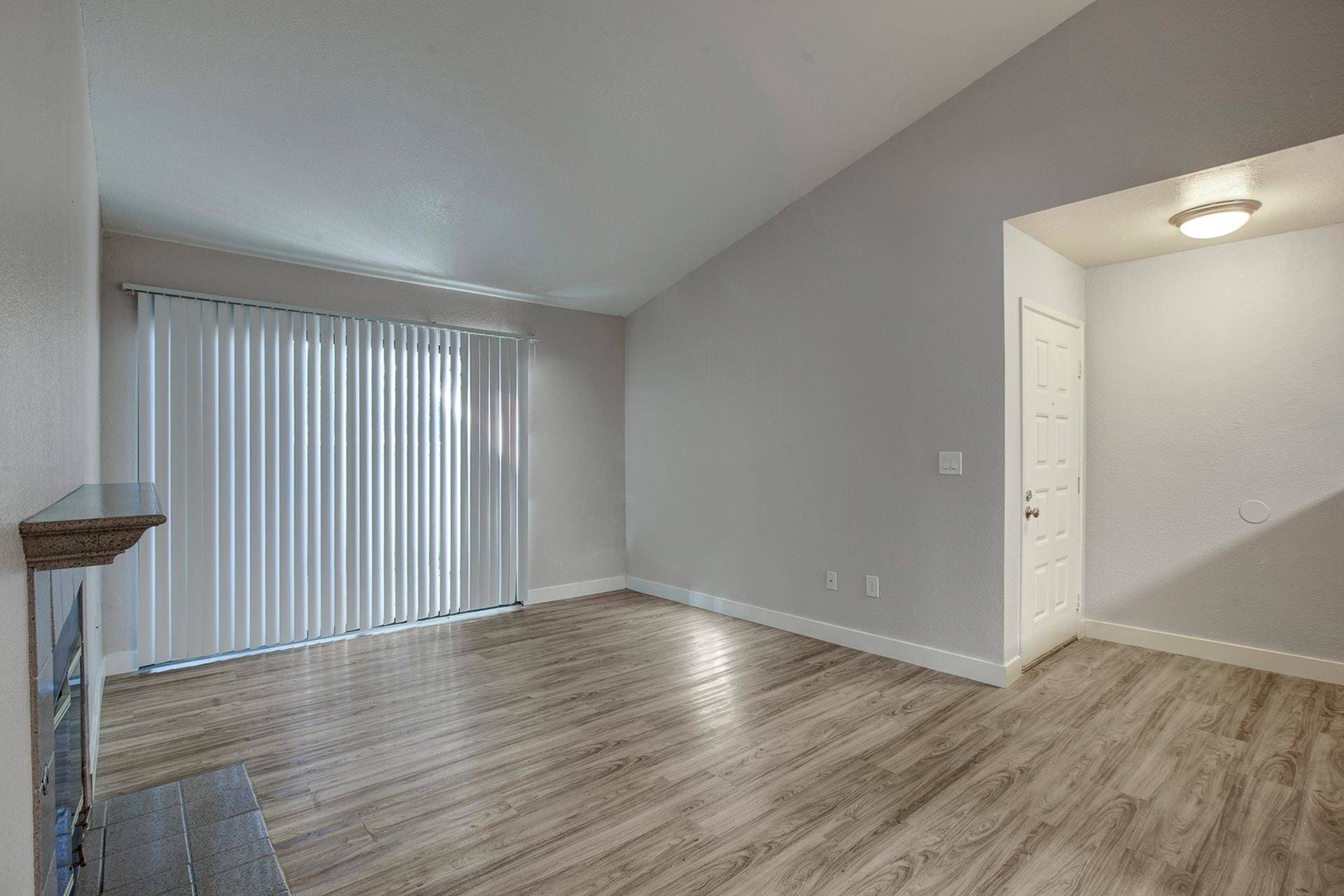 View Photos Reserve at Riverlake Apartments