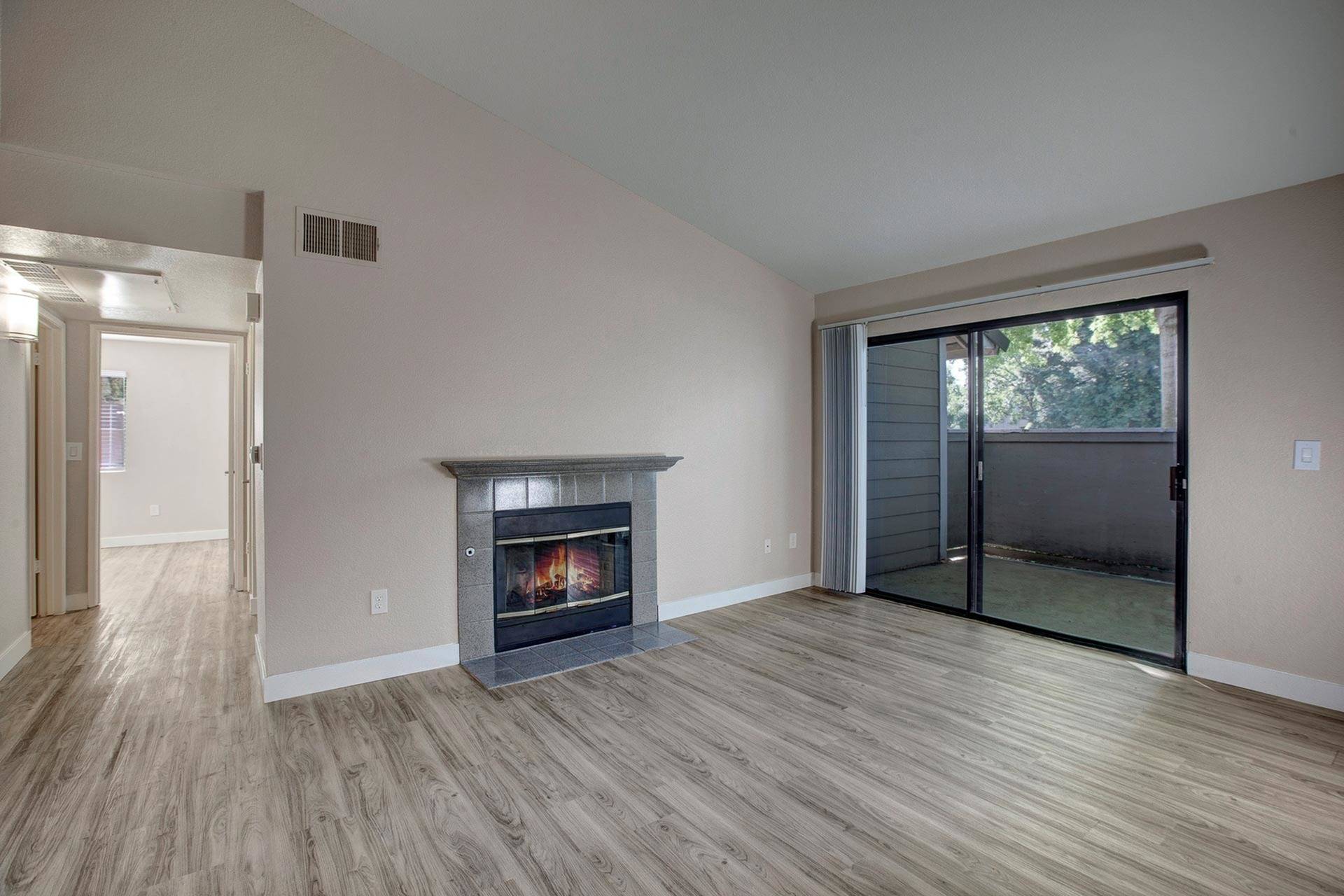 View Photos Reserve at Riverlake Apartments